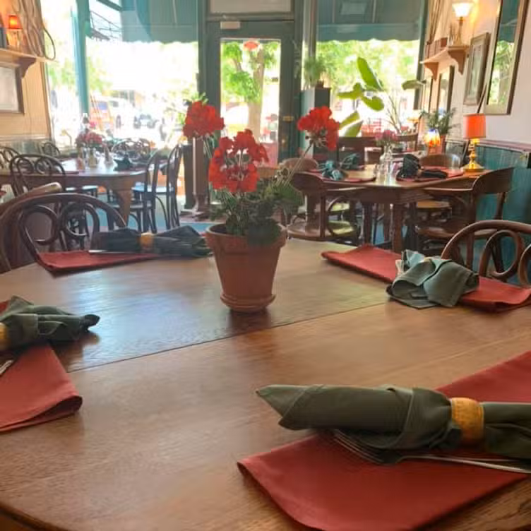 Photo credit: opentable