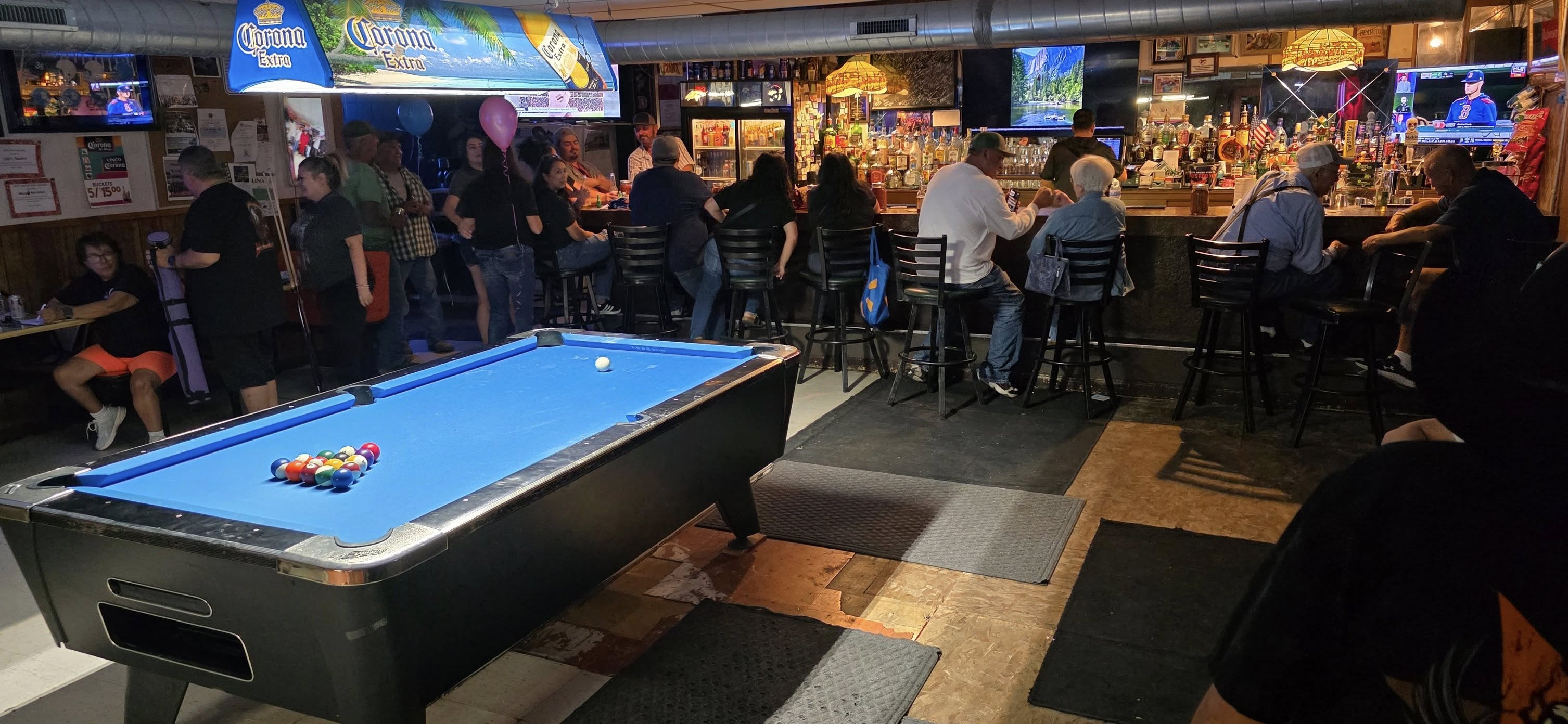 Len's Tavern Rocky Ford