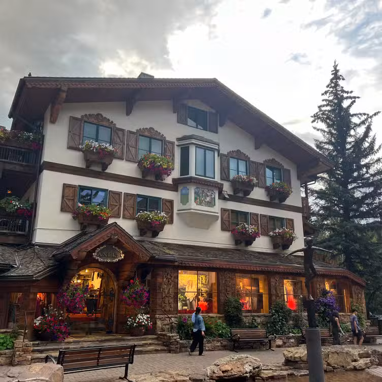 Photo credit: opentable