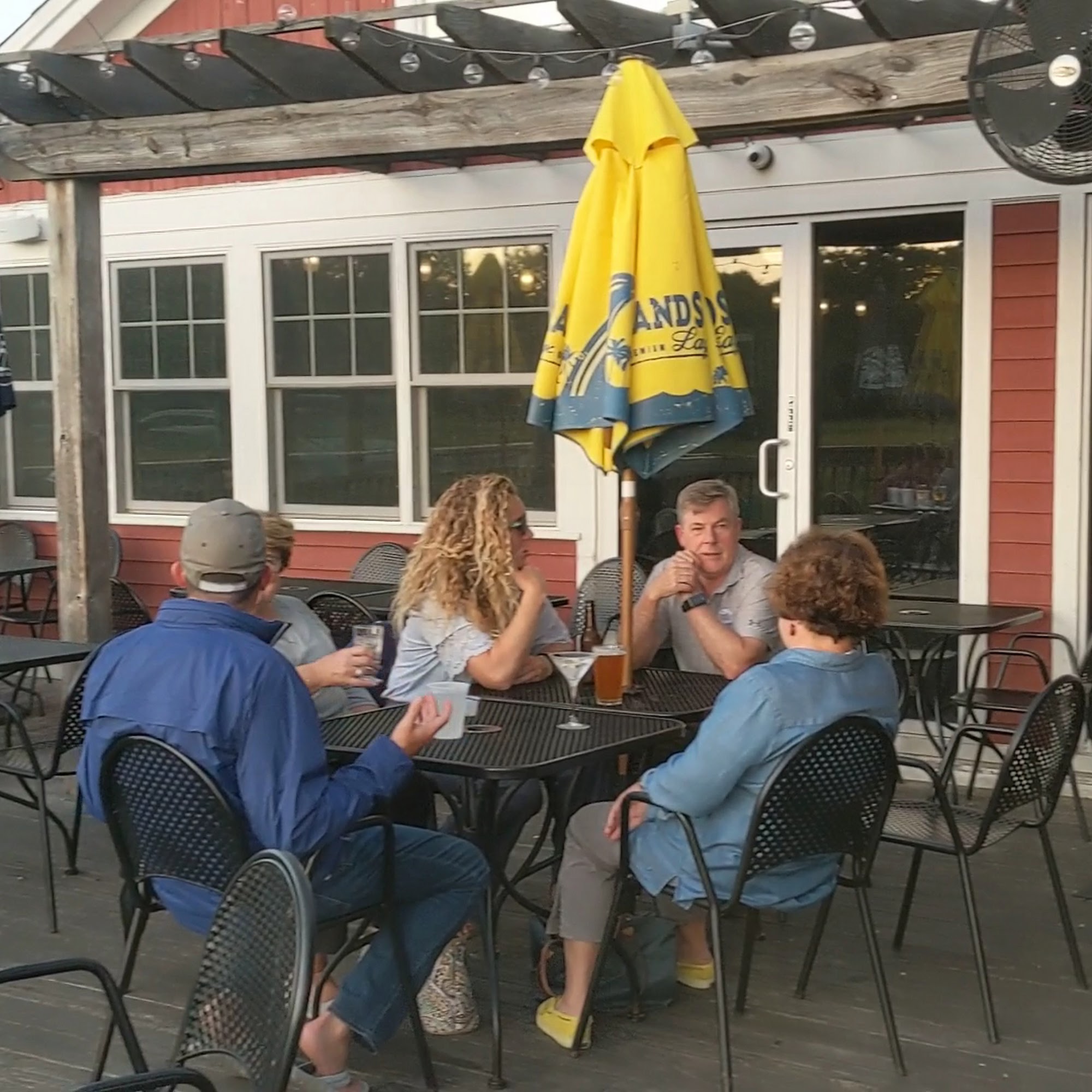 Lenny's Indian Head Inn Branford