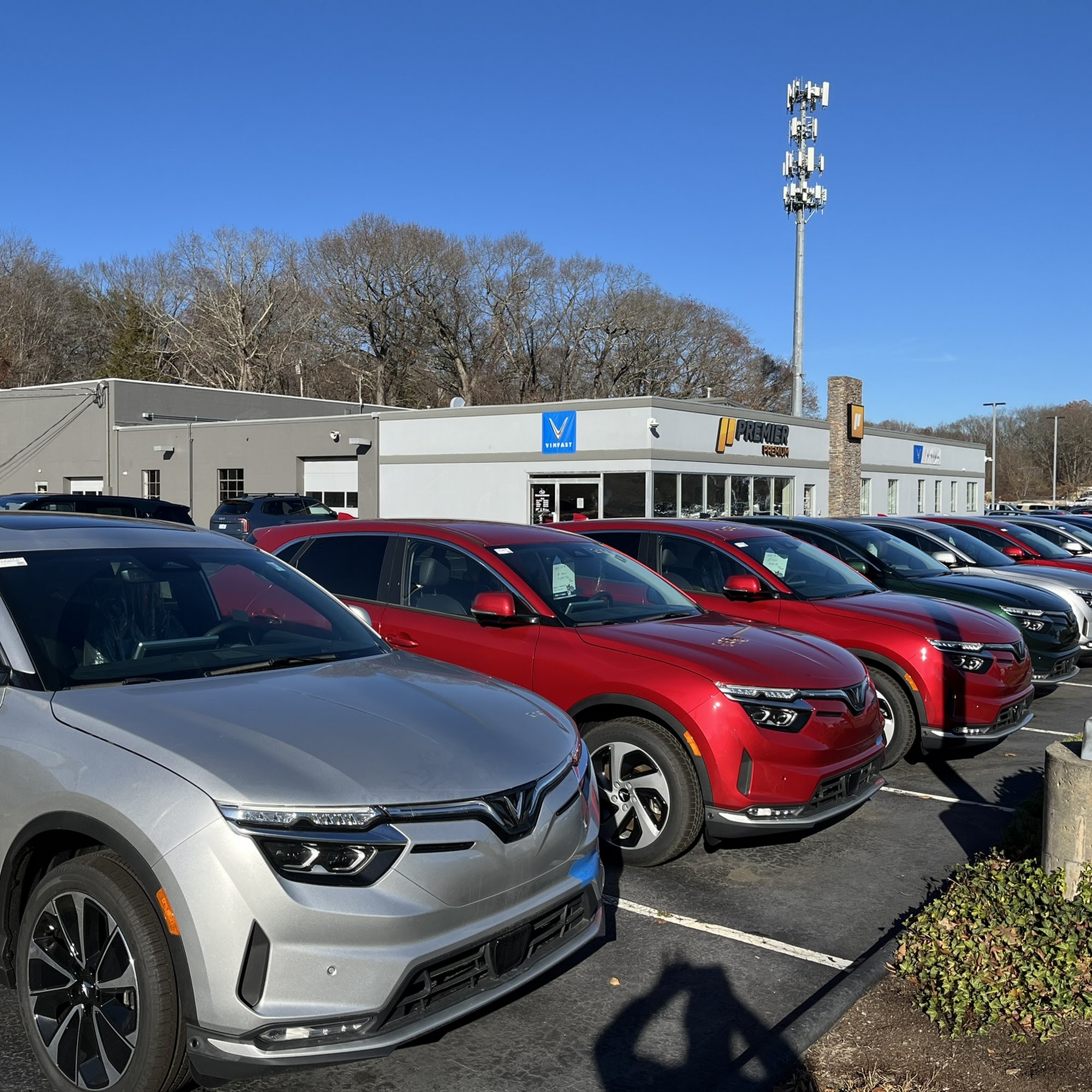 Premier VinFast Branford