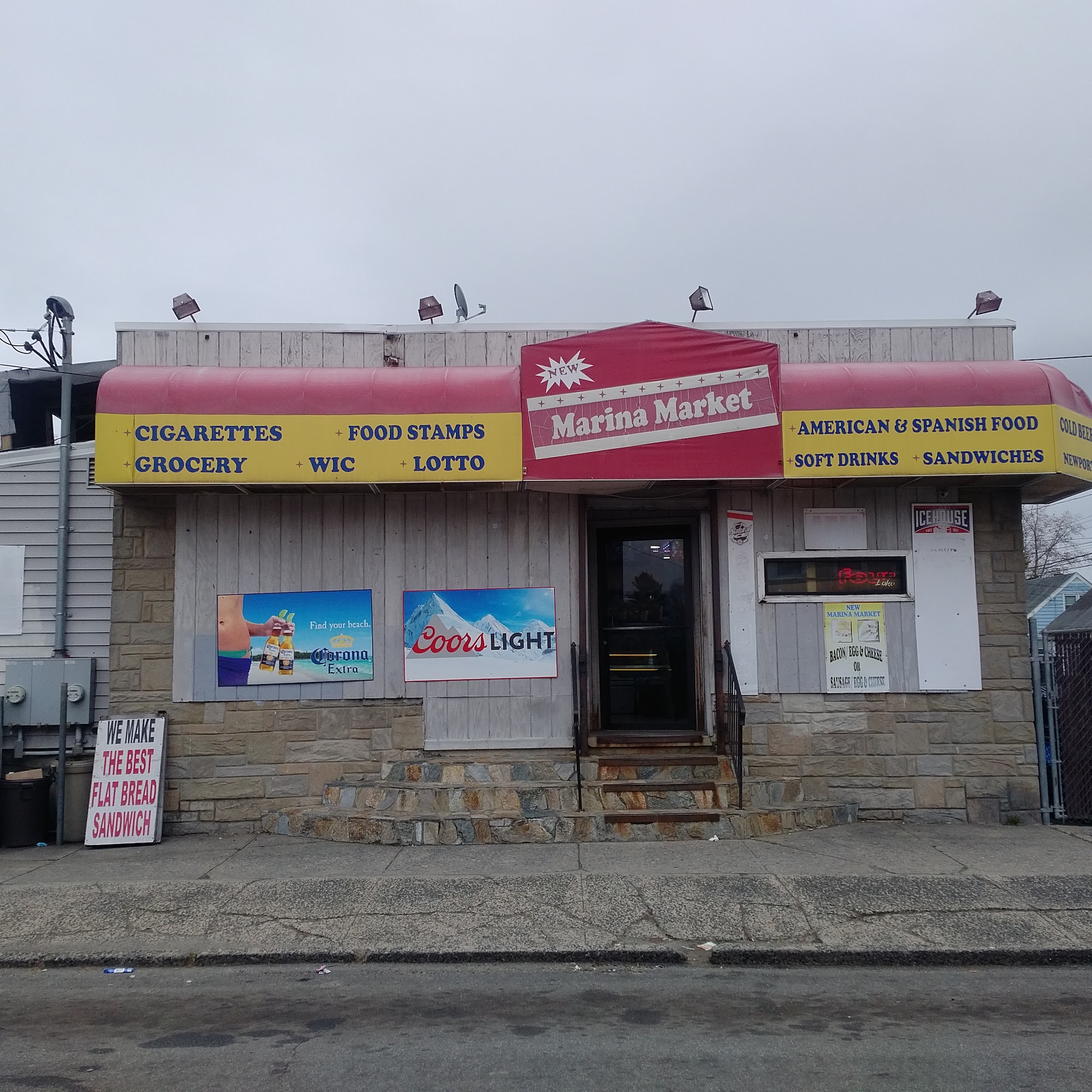 Marina Market Bridgeport