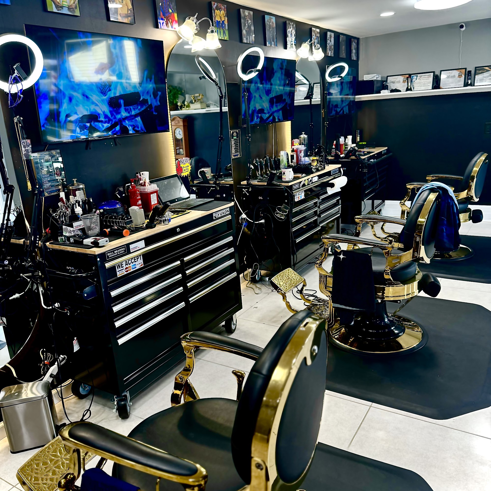 BRAZILIAN BARBER SHOP 36 Federal Rd, Danbury Connecticut 06810