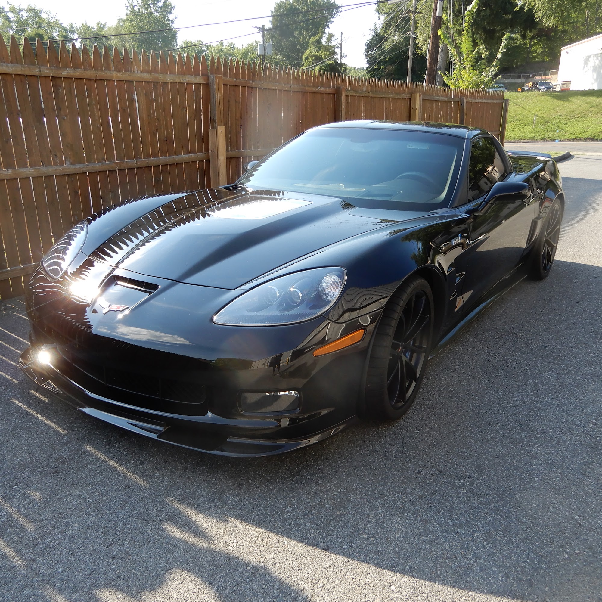 R & R Collision Specialties