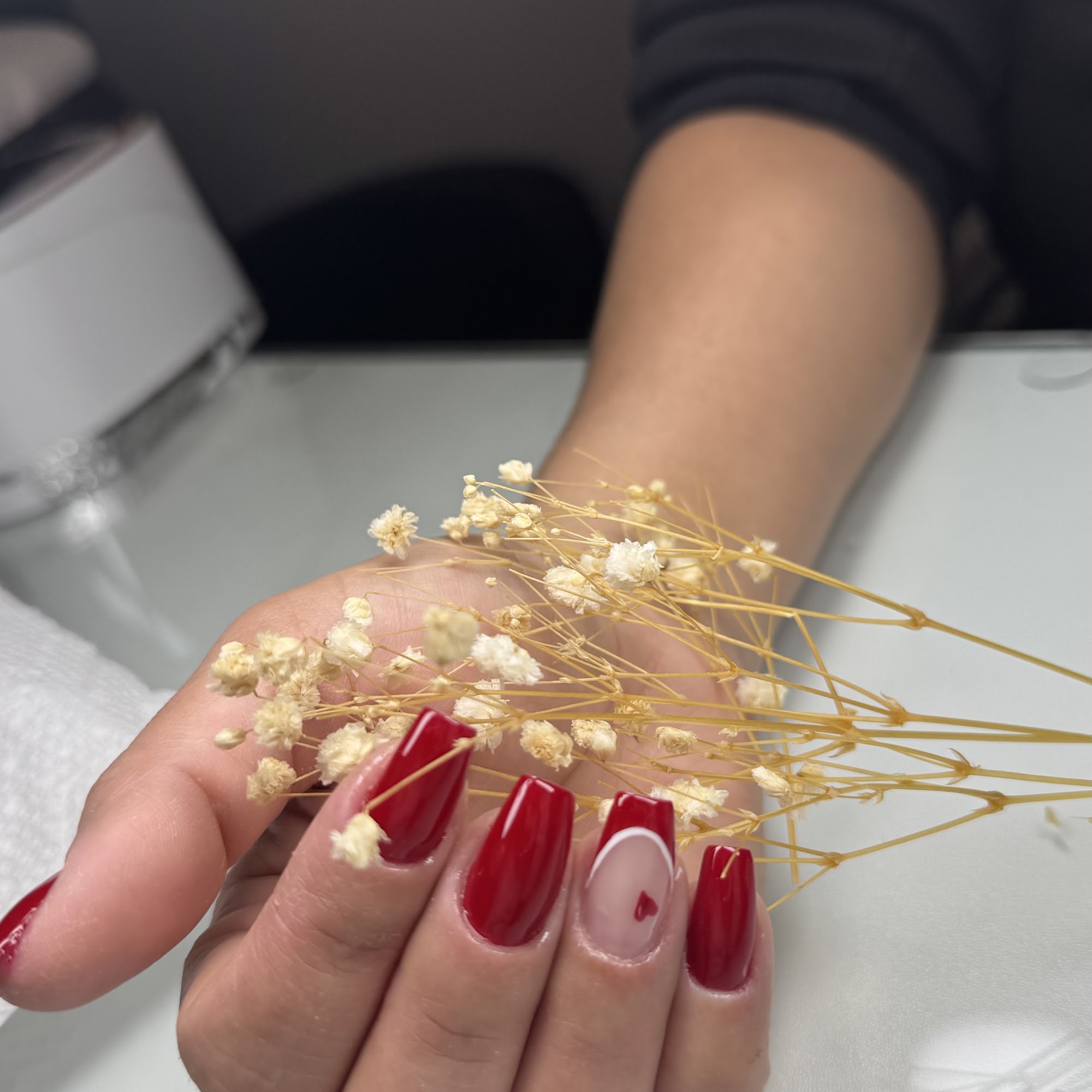 Dellas 87 Mill Plain Rd, Danbury Connecticut 06811