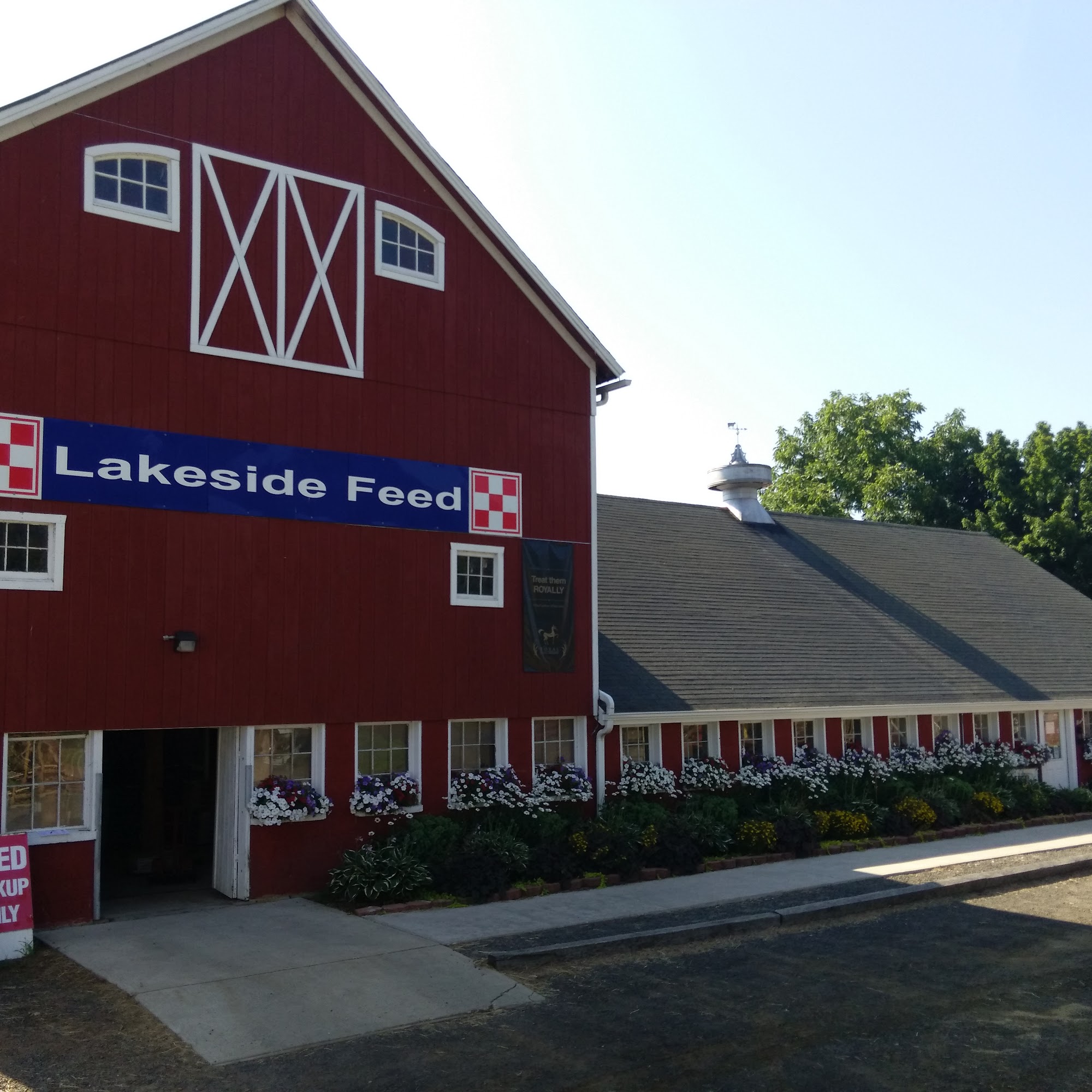 Lakeside Feed Guilford