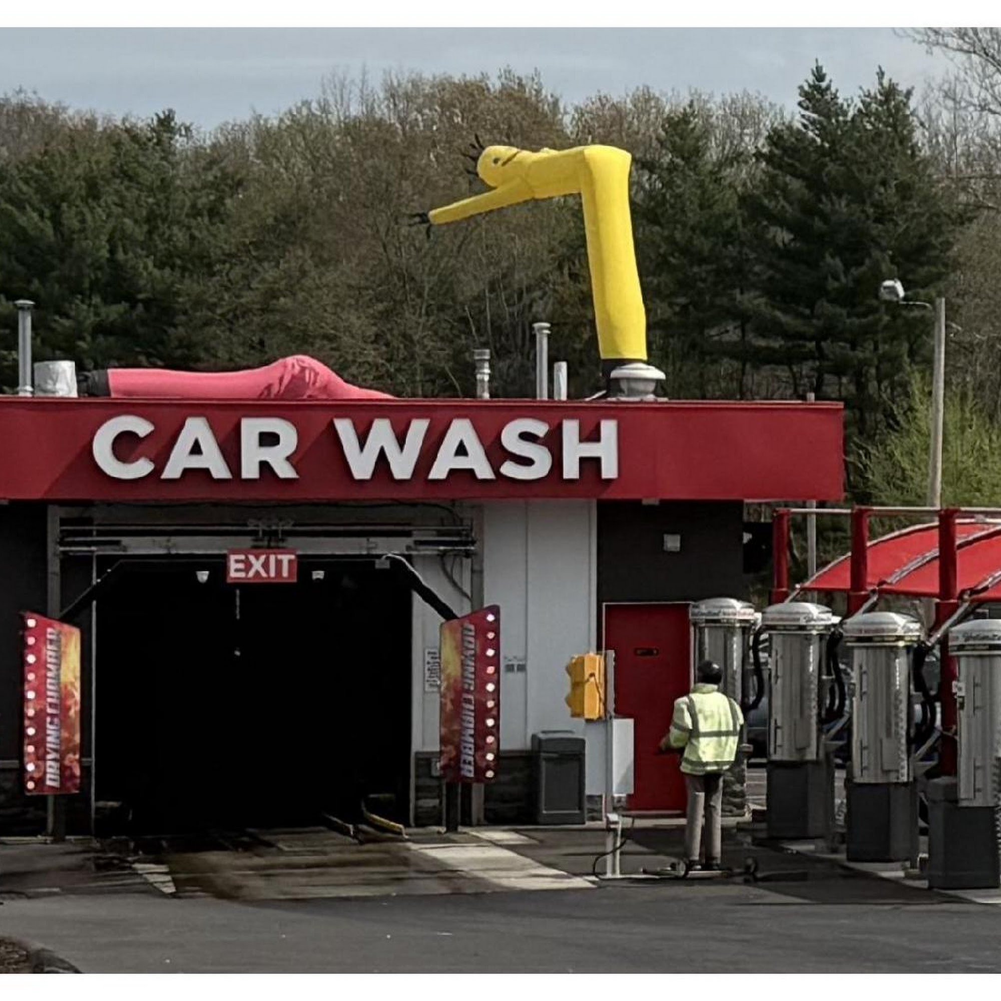 Russell Speeder's Car Wash - Hamden