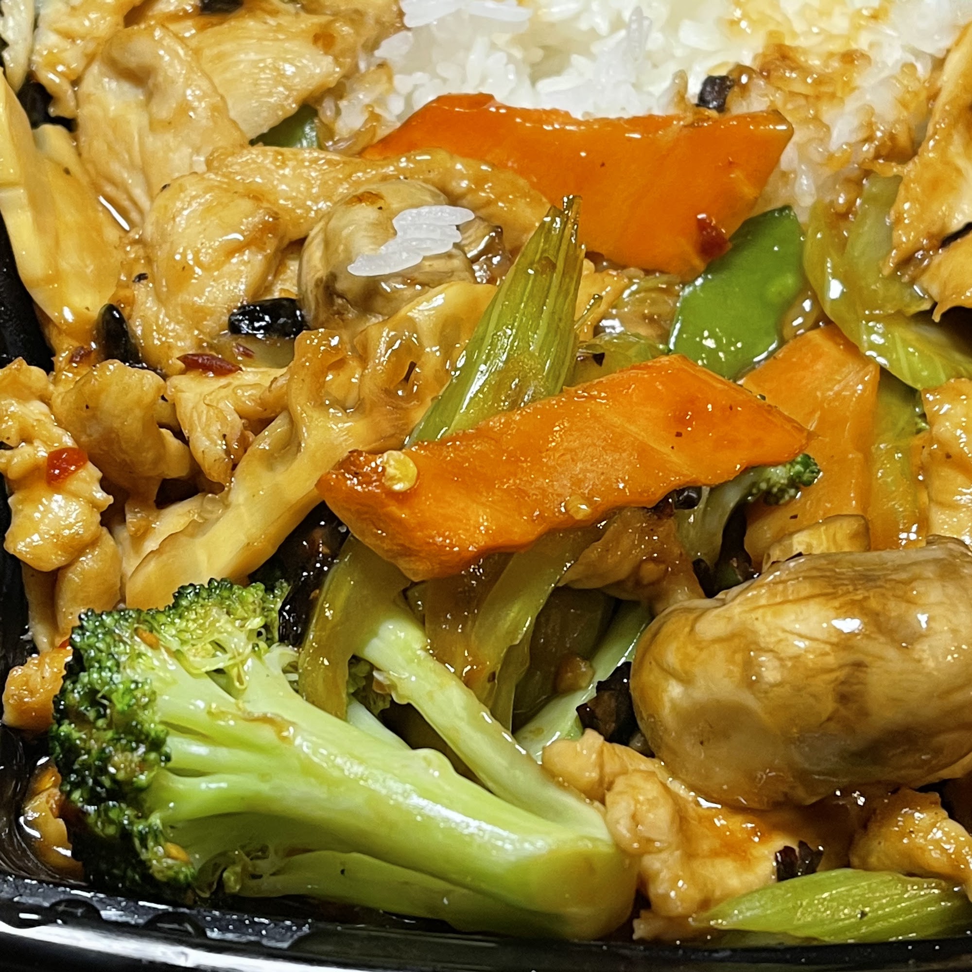 Lucky Stars Asian Cuisine Hartford