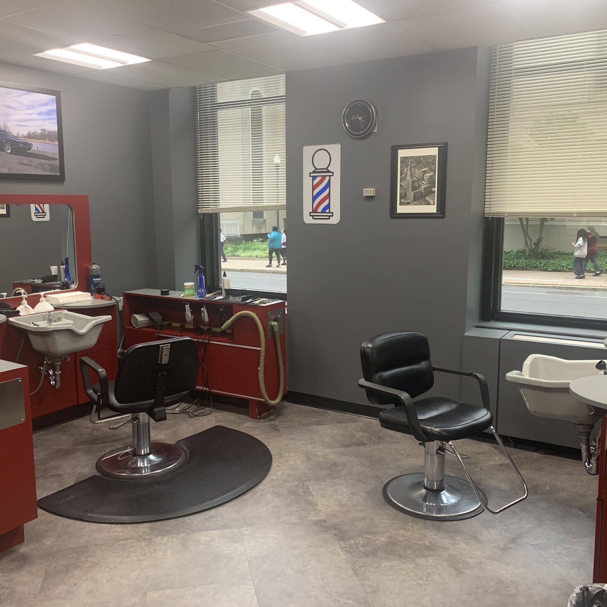 Sebby's Barber shop Located in the Travelers Building Mini Mall, 57 Prospect St, Hartford Connecticut 06103