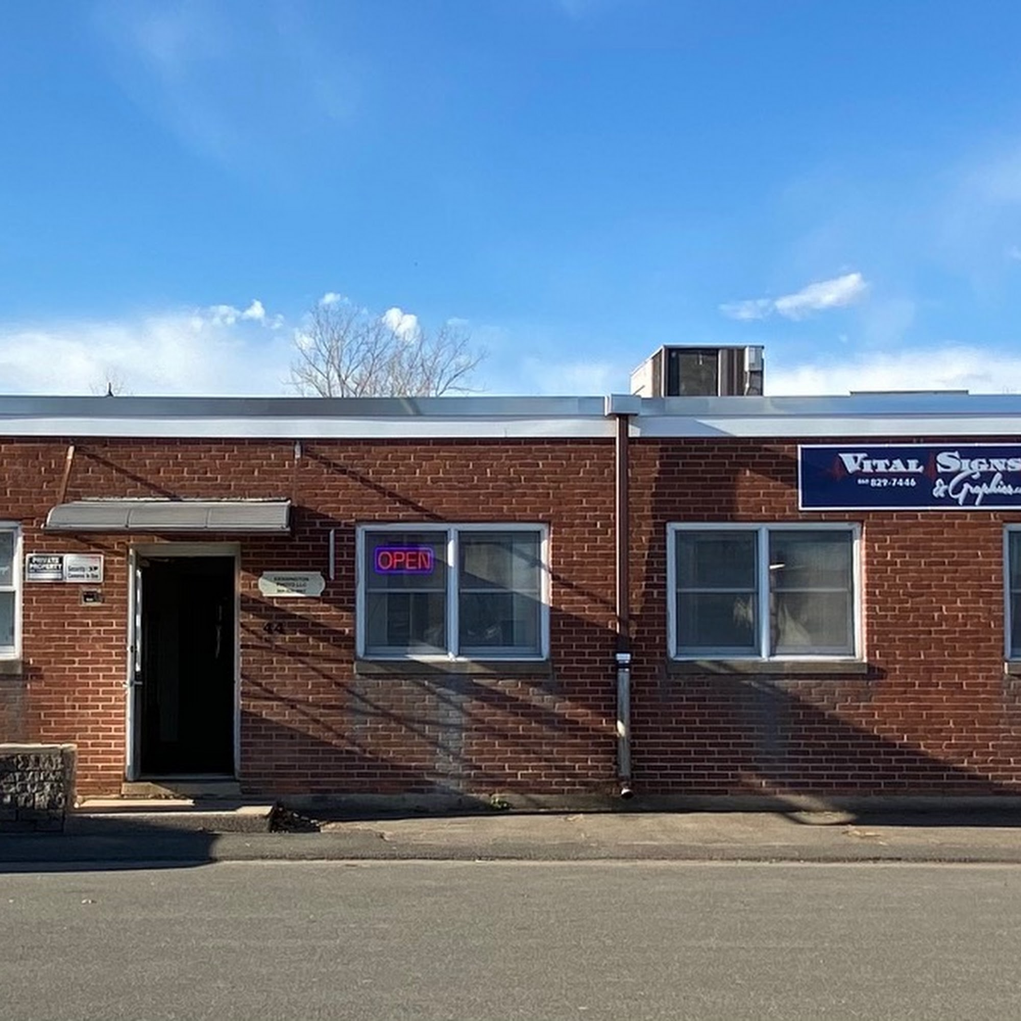 Vital Signs & Graphics LLC Kensington