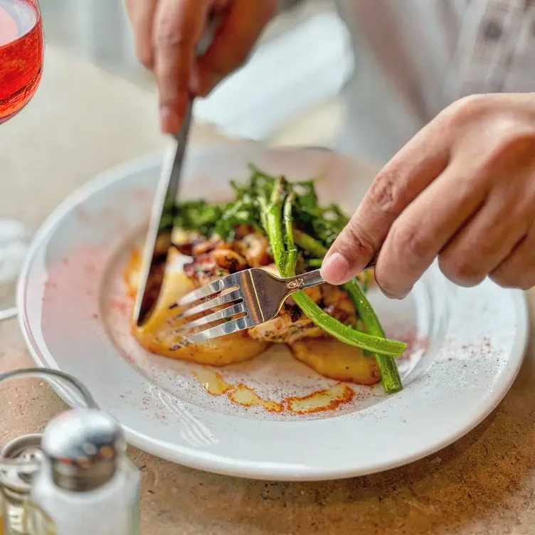 Photo credit: opentable
