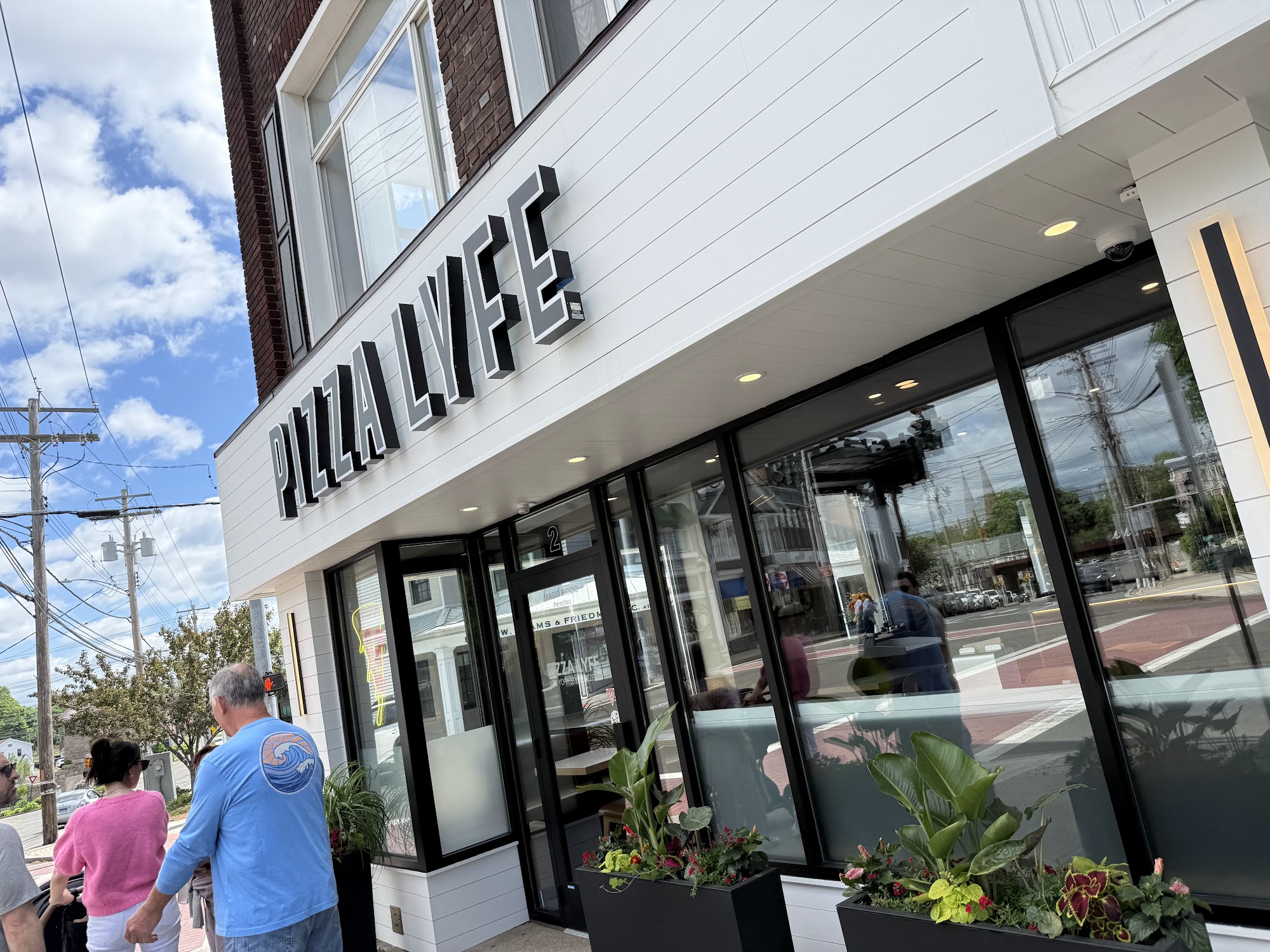 Pizza Lyfe Milford 2 Broad St, Milford, CT 06460