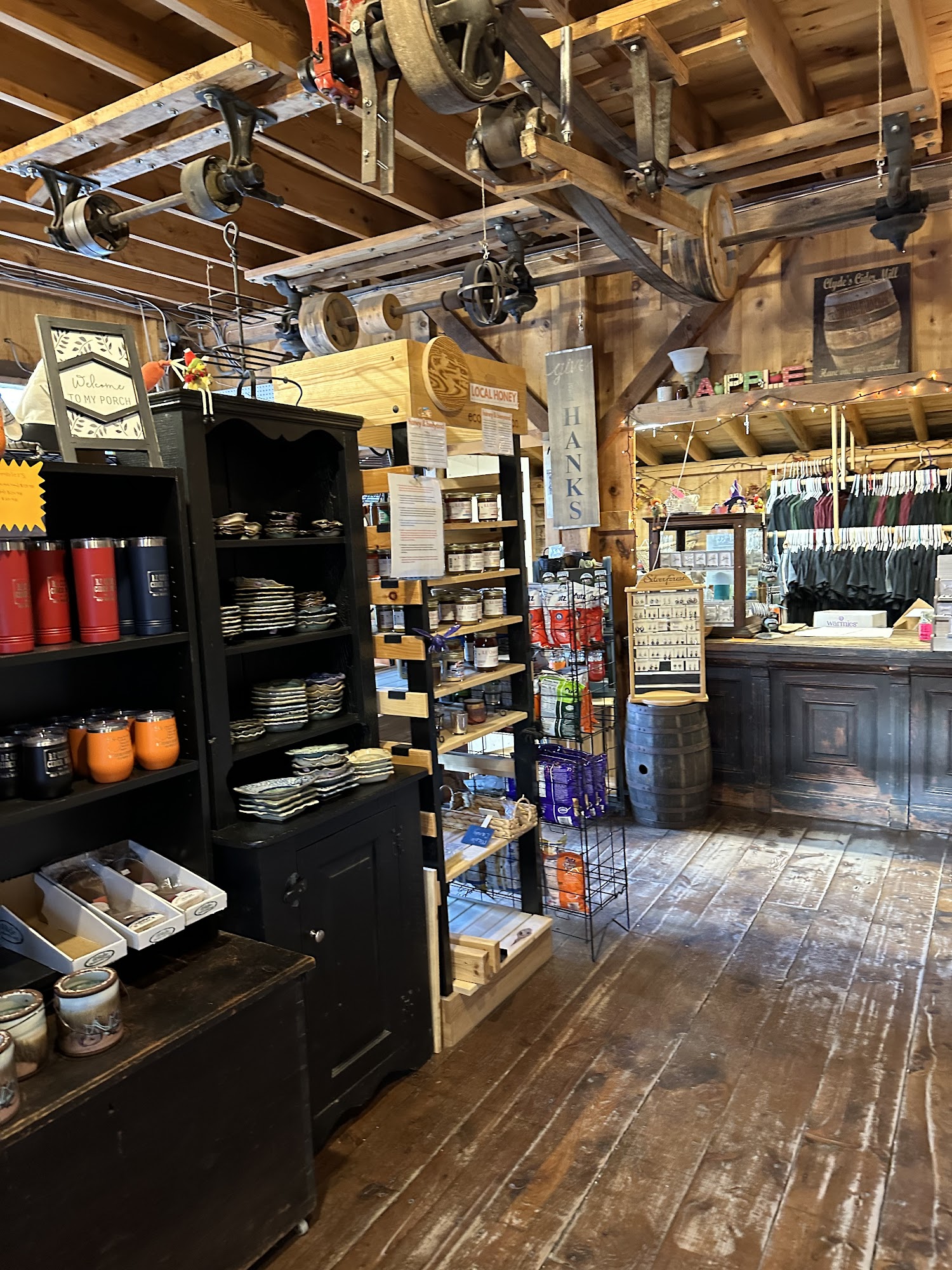 B.F. Clyde's Cider Mill Mystic