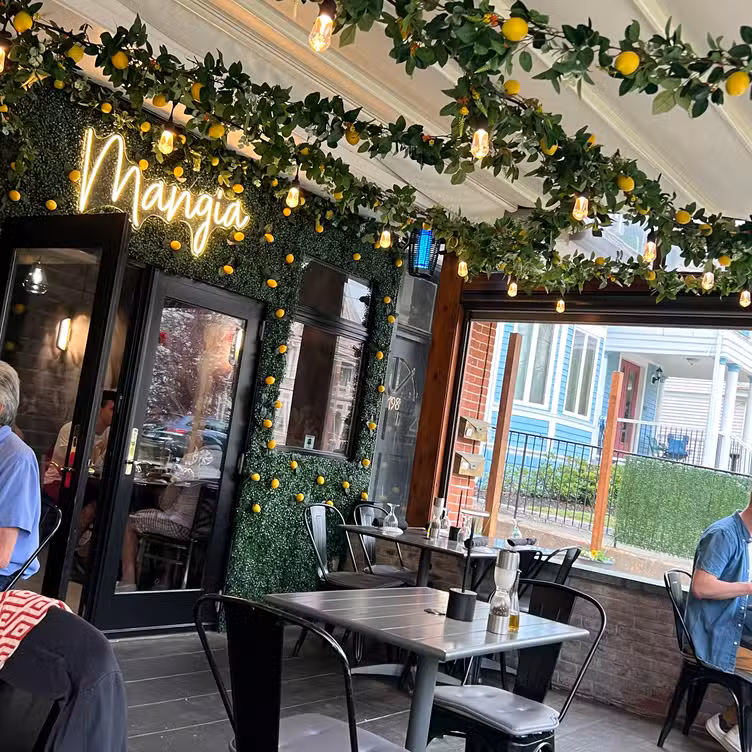 Photo credit: opentable