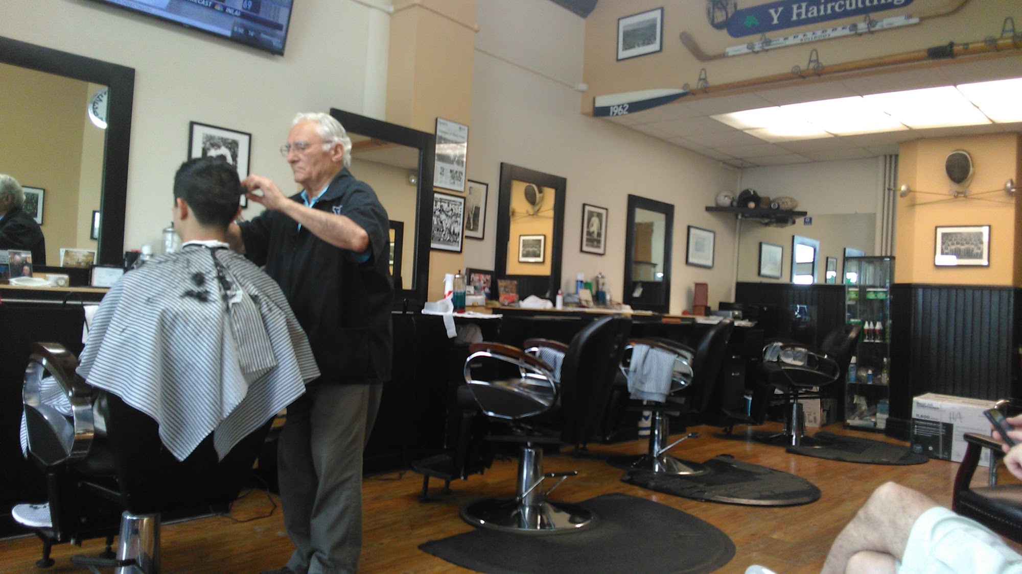 Y Haircutting 49 High St, New Haven Connecticut 06510