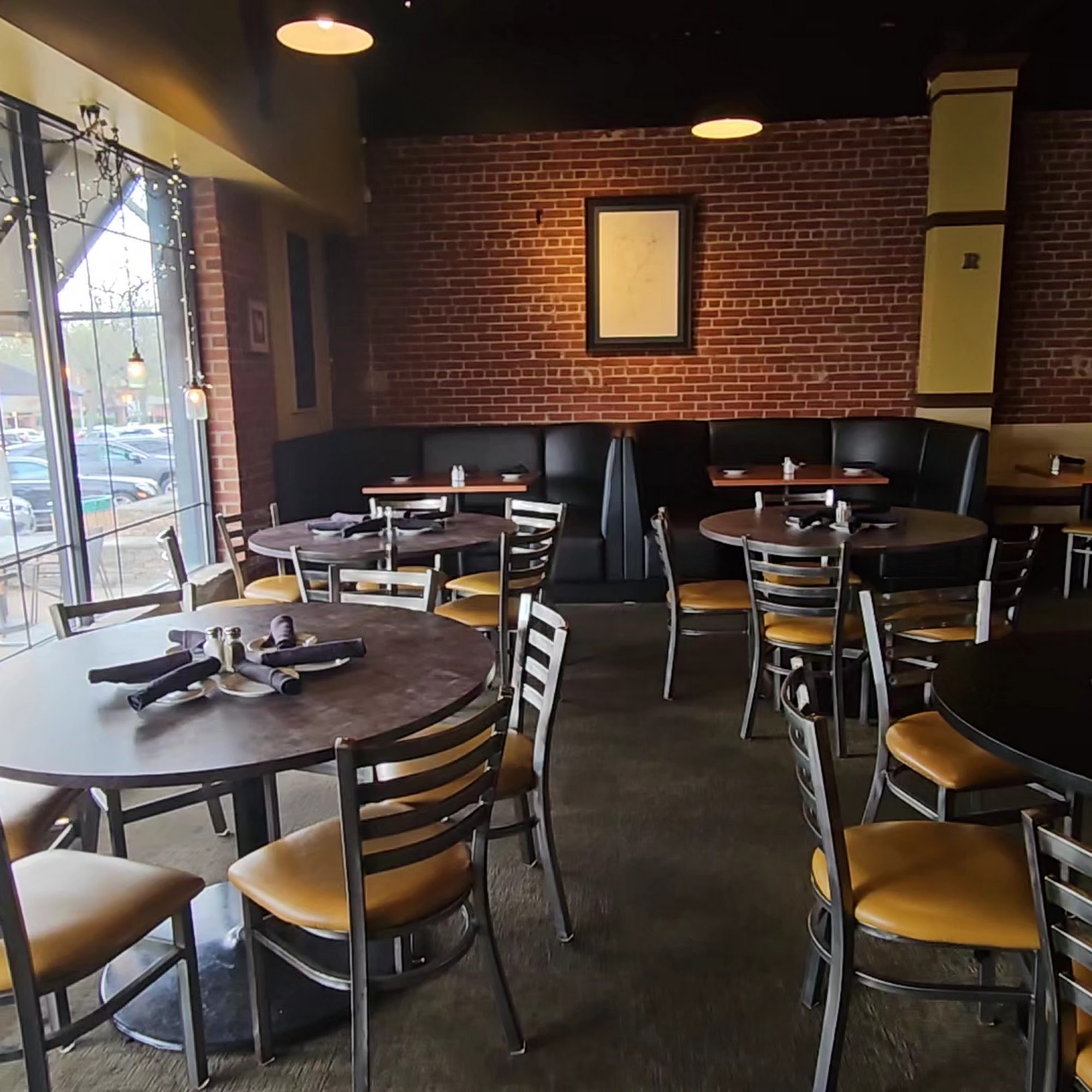 Rooster Co. Newington