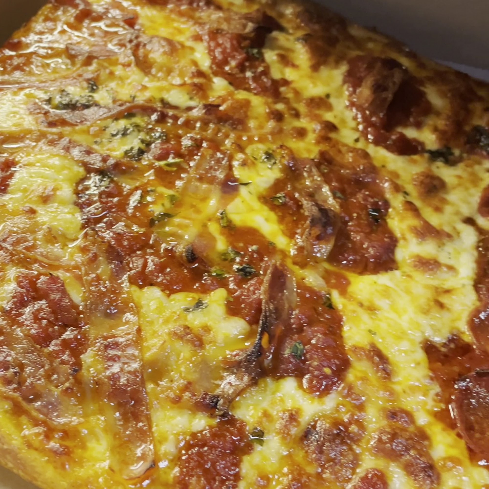 Familia Bleecker Street Pizza Newtown