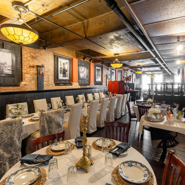 Photo credit: opentable