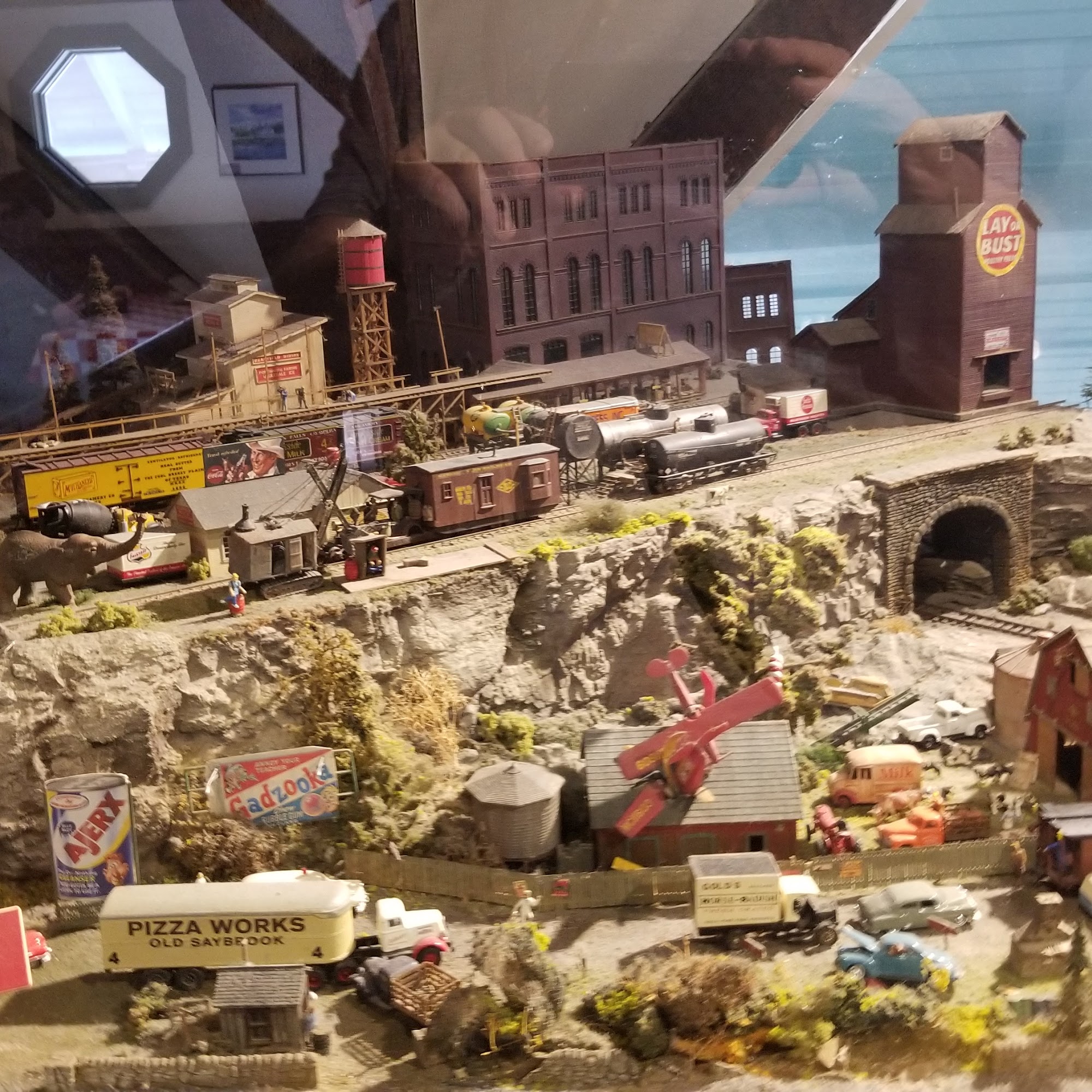 Saybrook Junction Marketplace