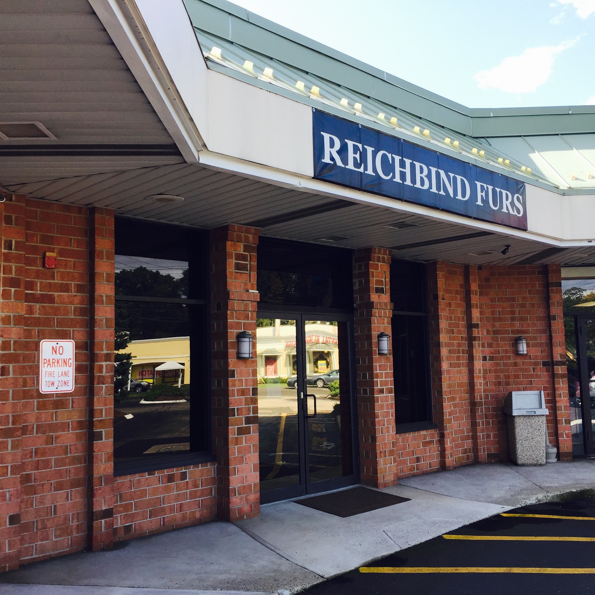 Reichbind Furs Orange