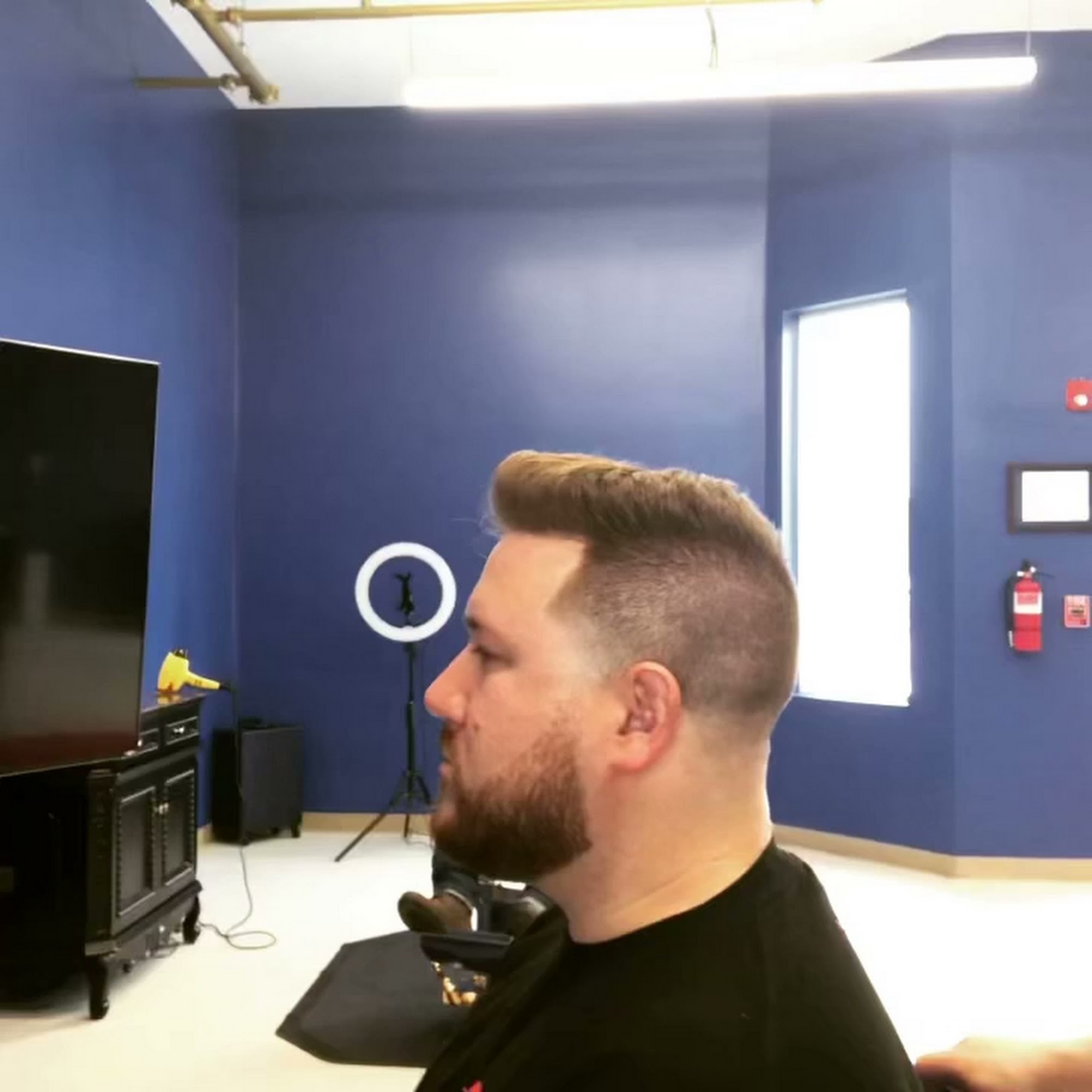 Oxford Barber Shoppe 304 Center Rock Green, Oxford Connecticut 06478