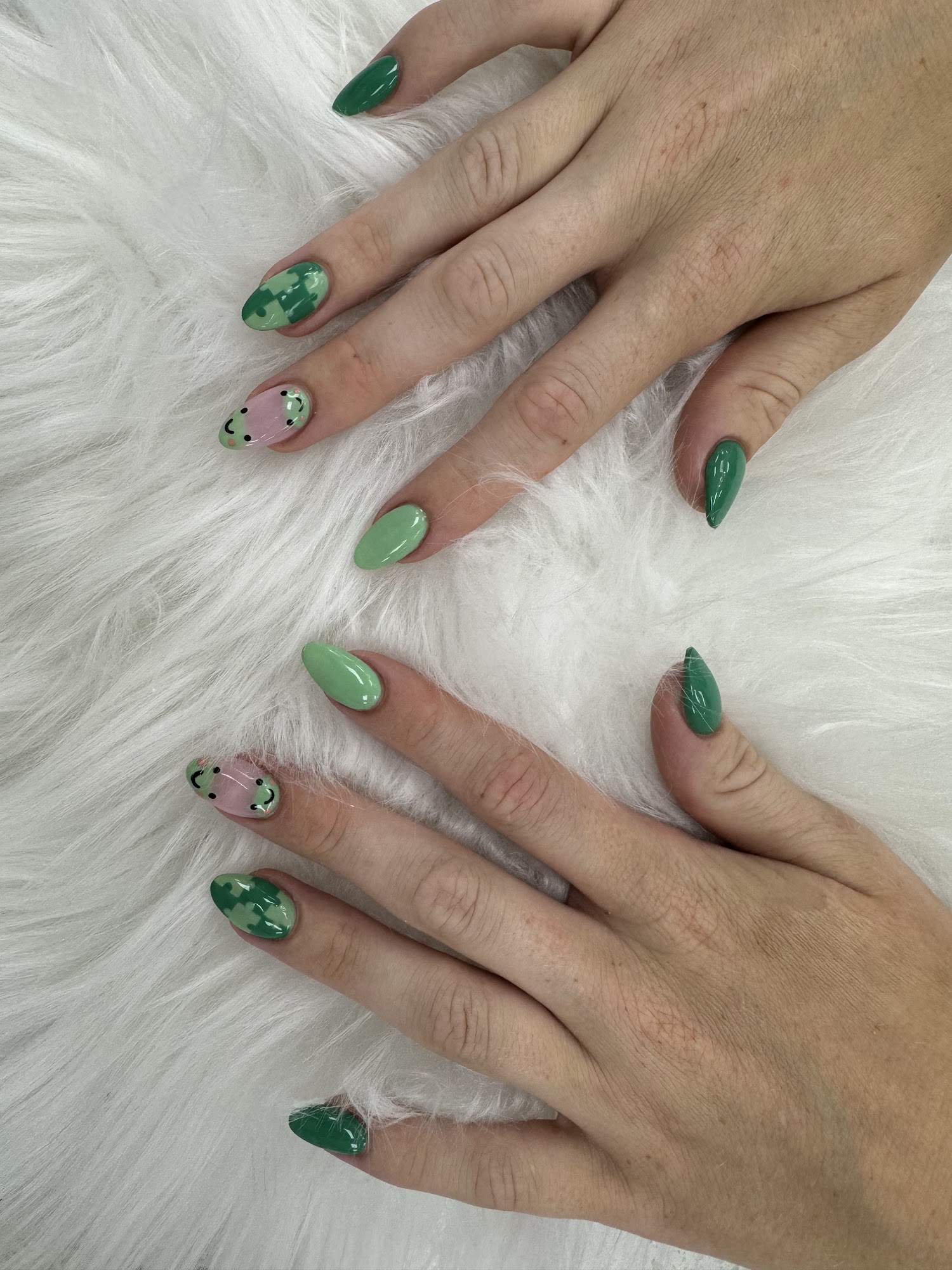 SUMGIRL NAILS&SPA - Seymour CT - Hours, Directions, Reviews