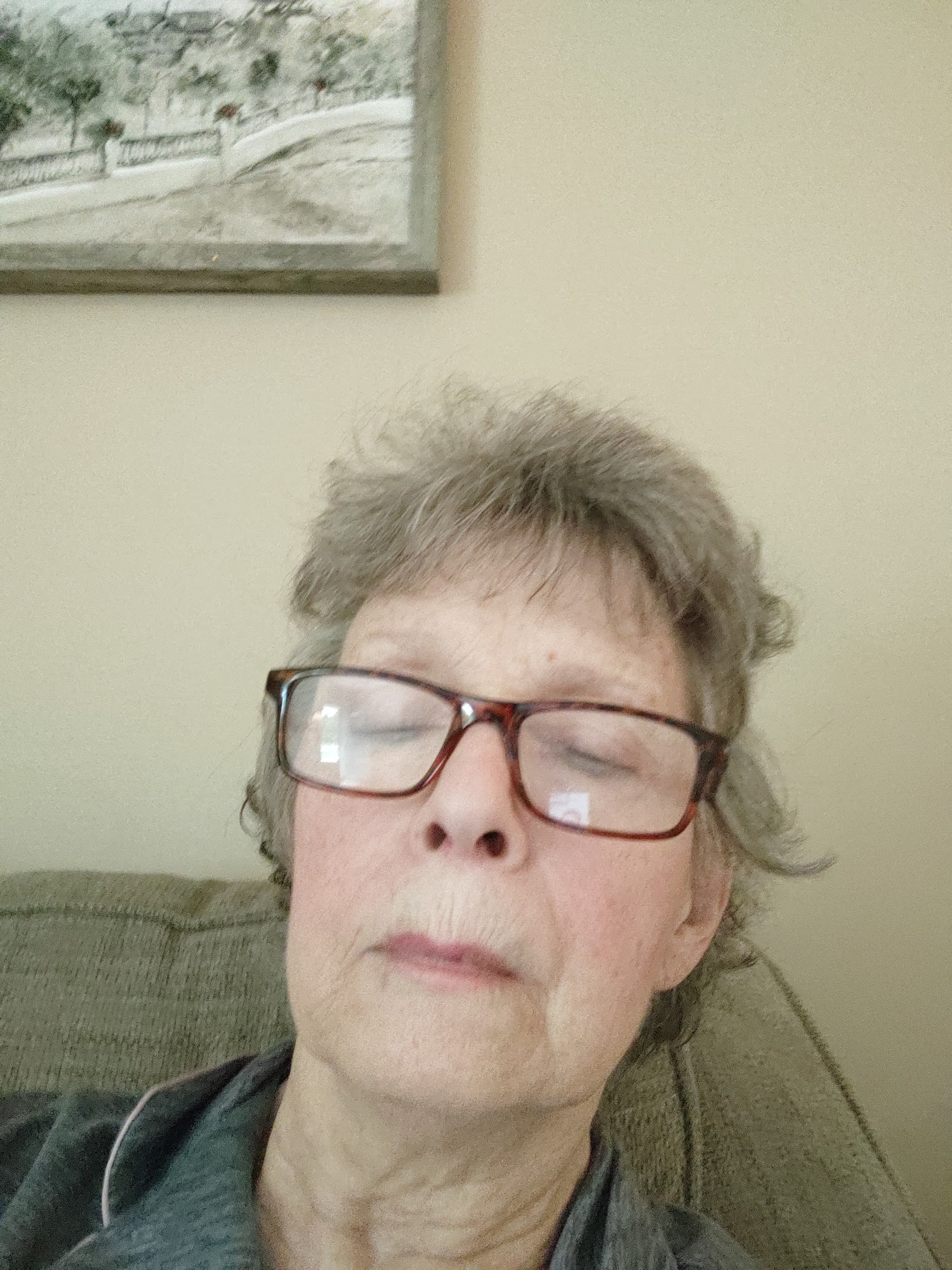 The Eye Care Group: Lesser, Robert L., MD