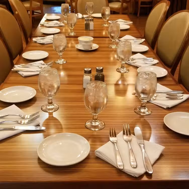 Photo credit: opentable