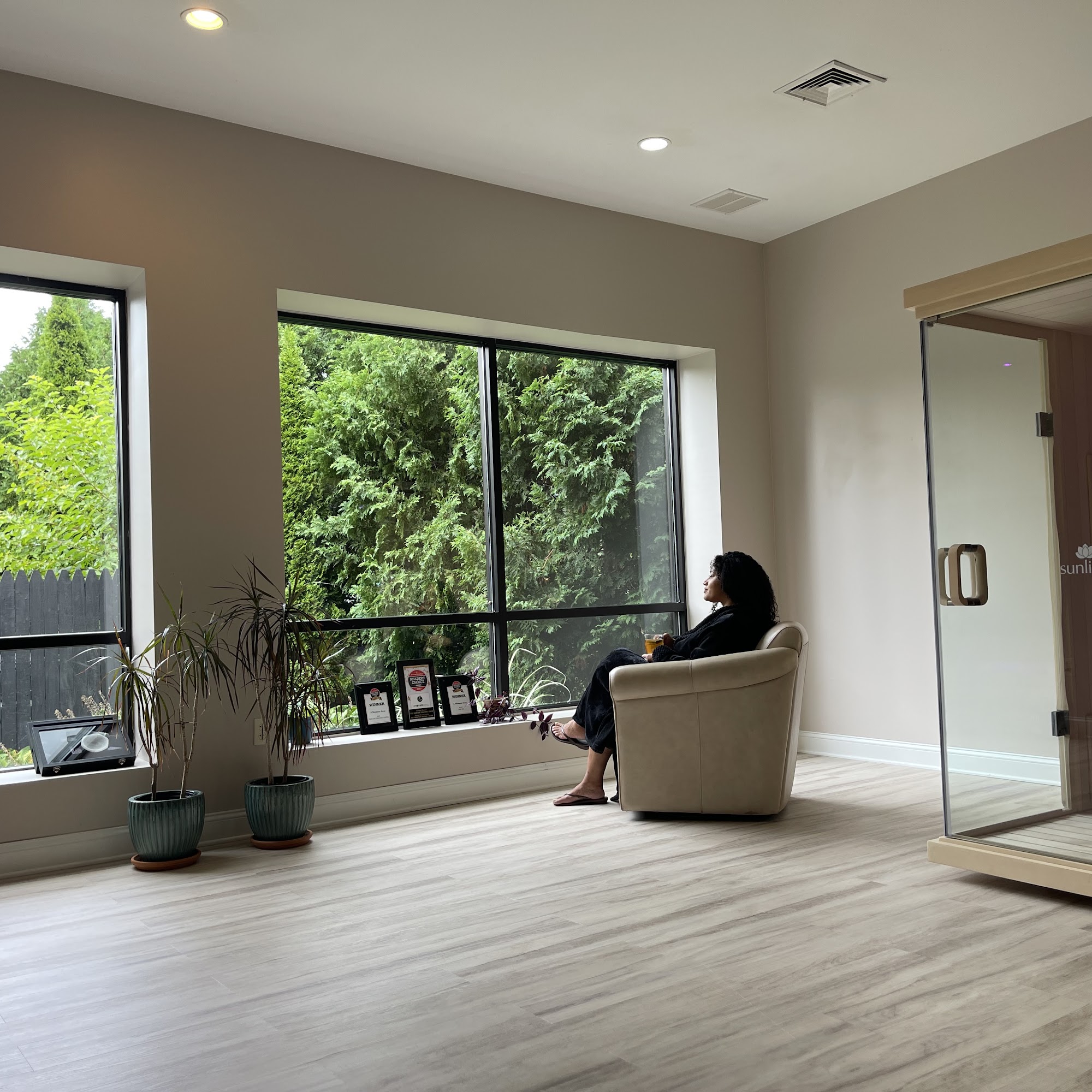 A Moment Away 61 Curtiss St, Southington Connecticut 06489