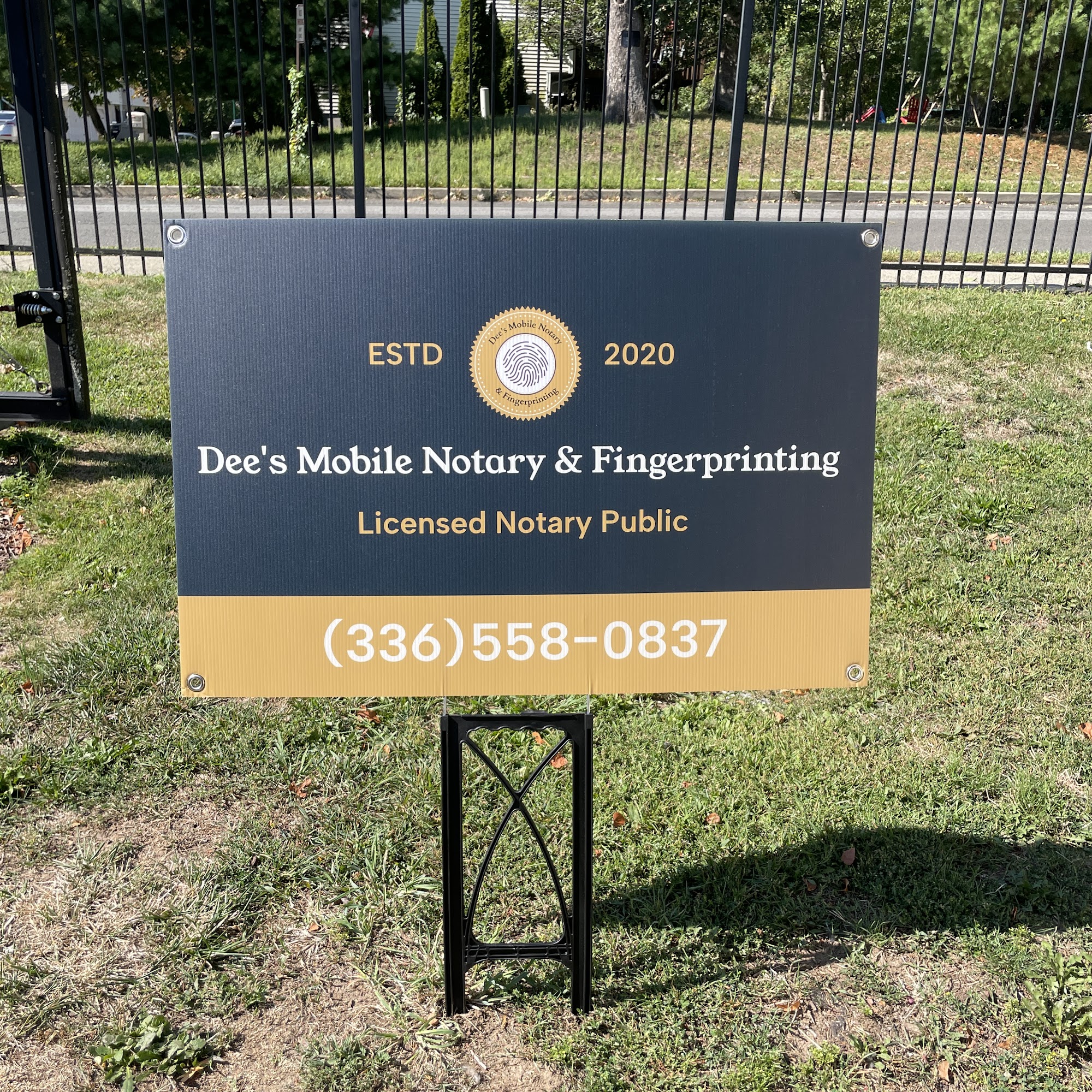 Dee's Mobile Notary and Fingerprinting