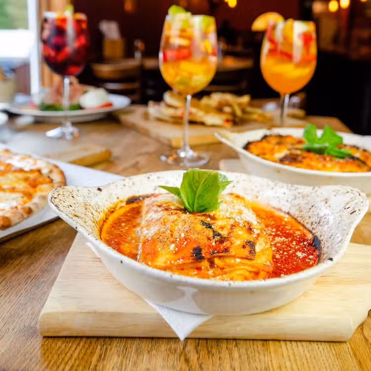 Photo credit: opentable