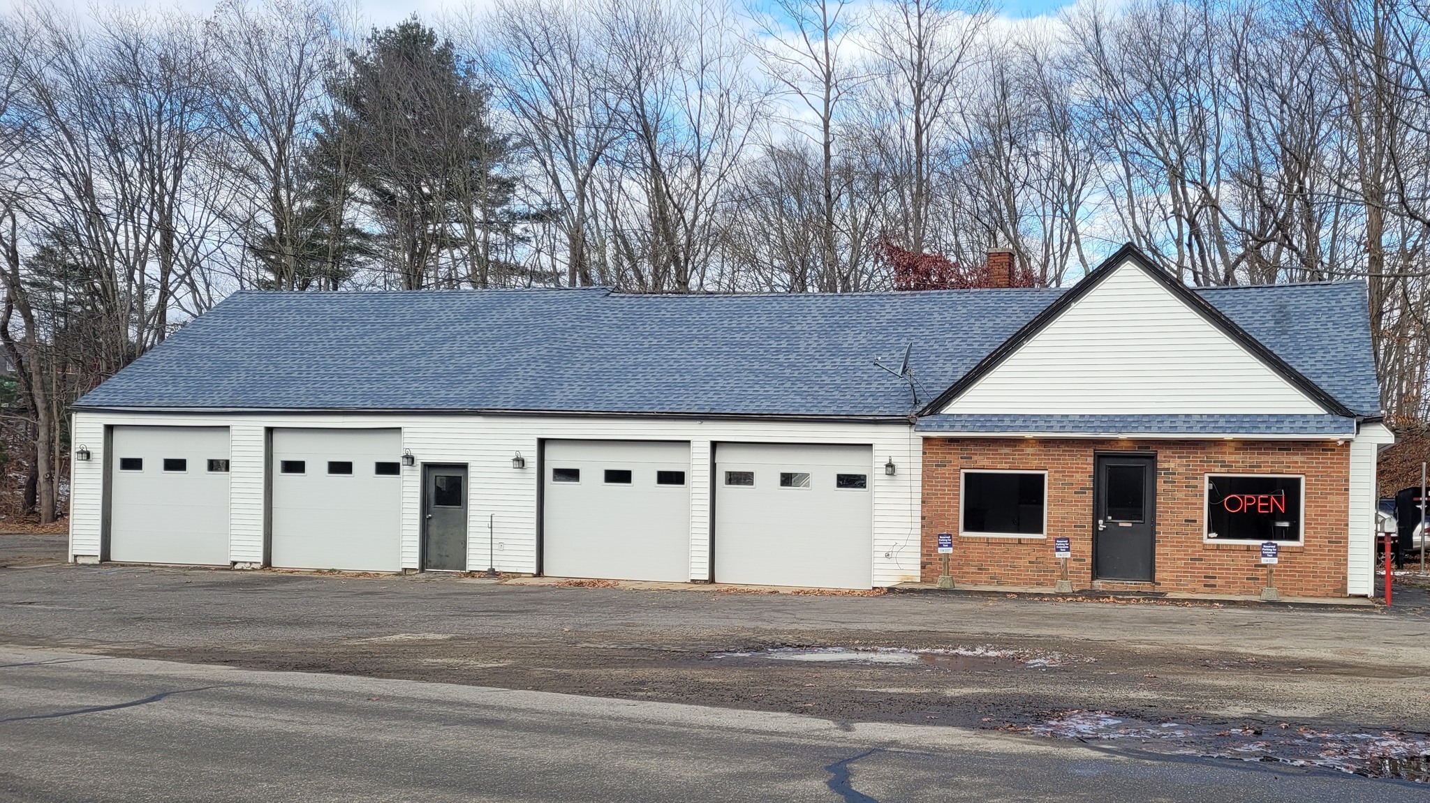 Showcase Service Center LLC Willington