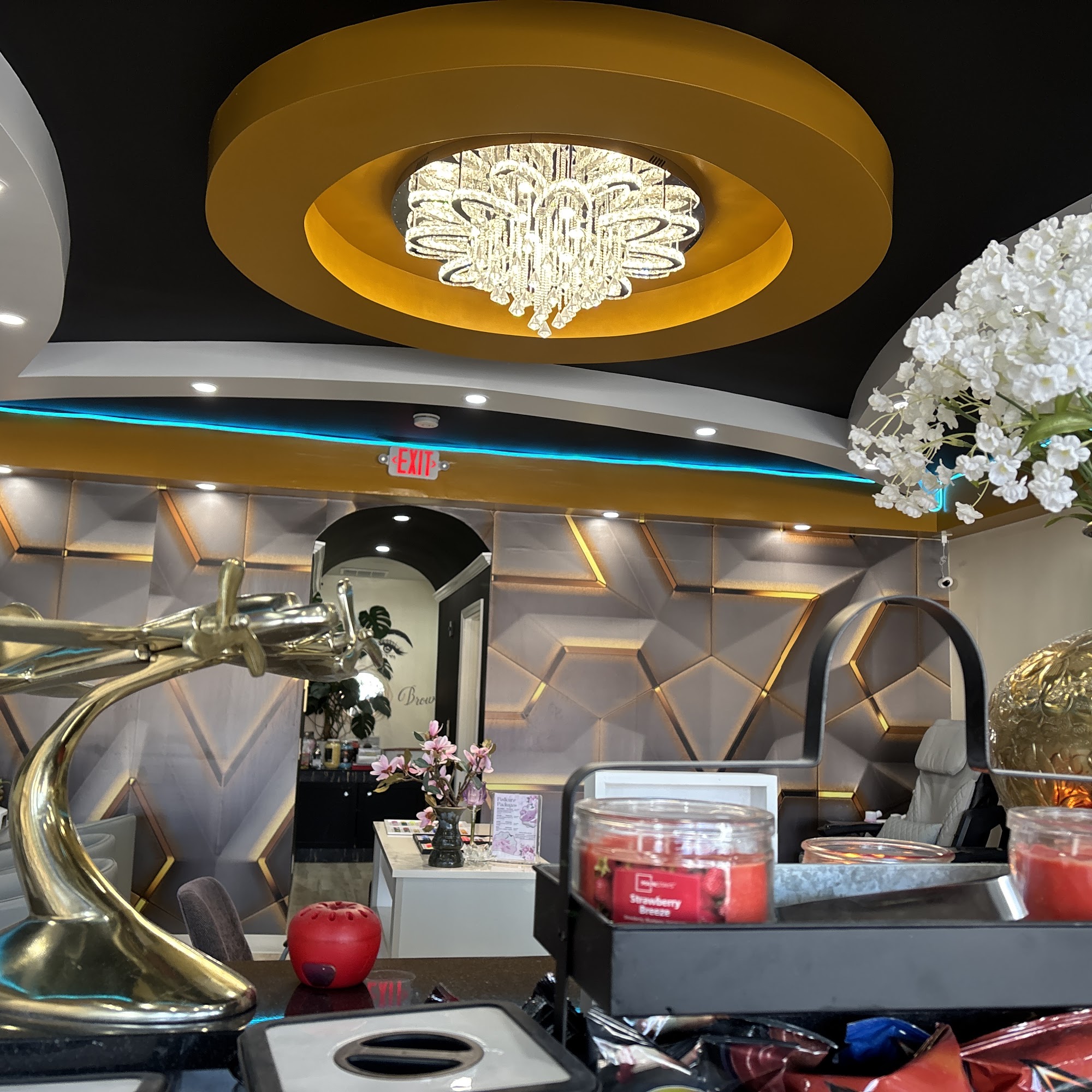 Bradley Nail Spa 541 Spring St, Windsor Locks Connecticut 06096