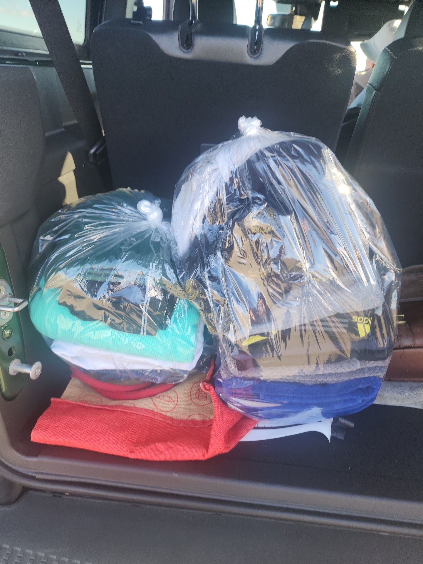 Americana Dry Cleaning