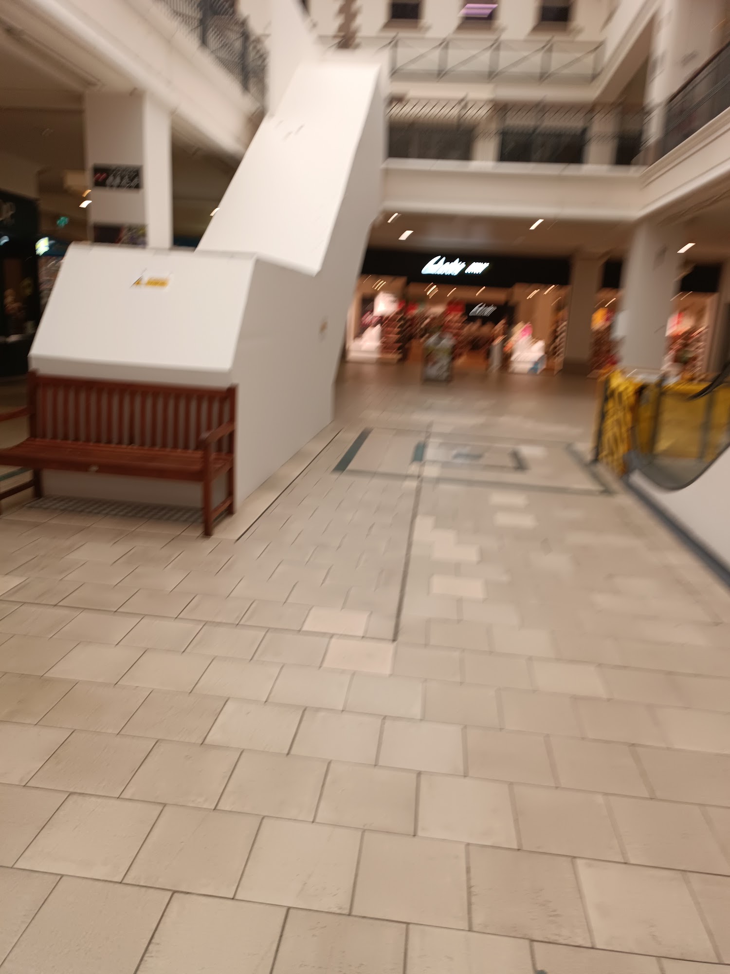Clarks Outlet