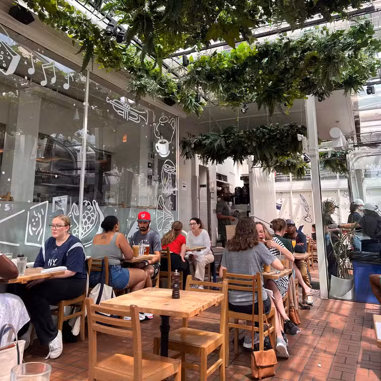 Photo credit: opentable