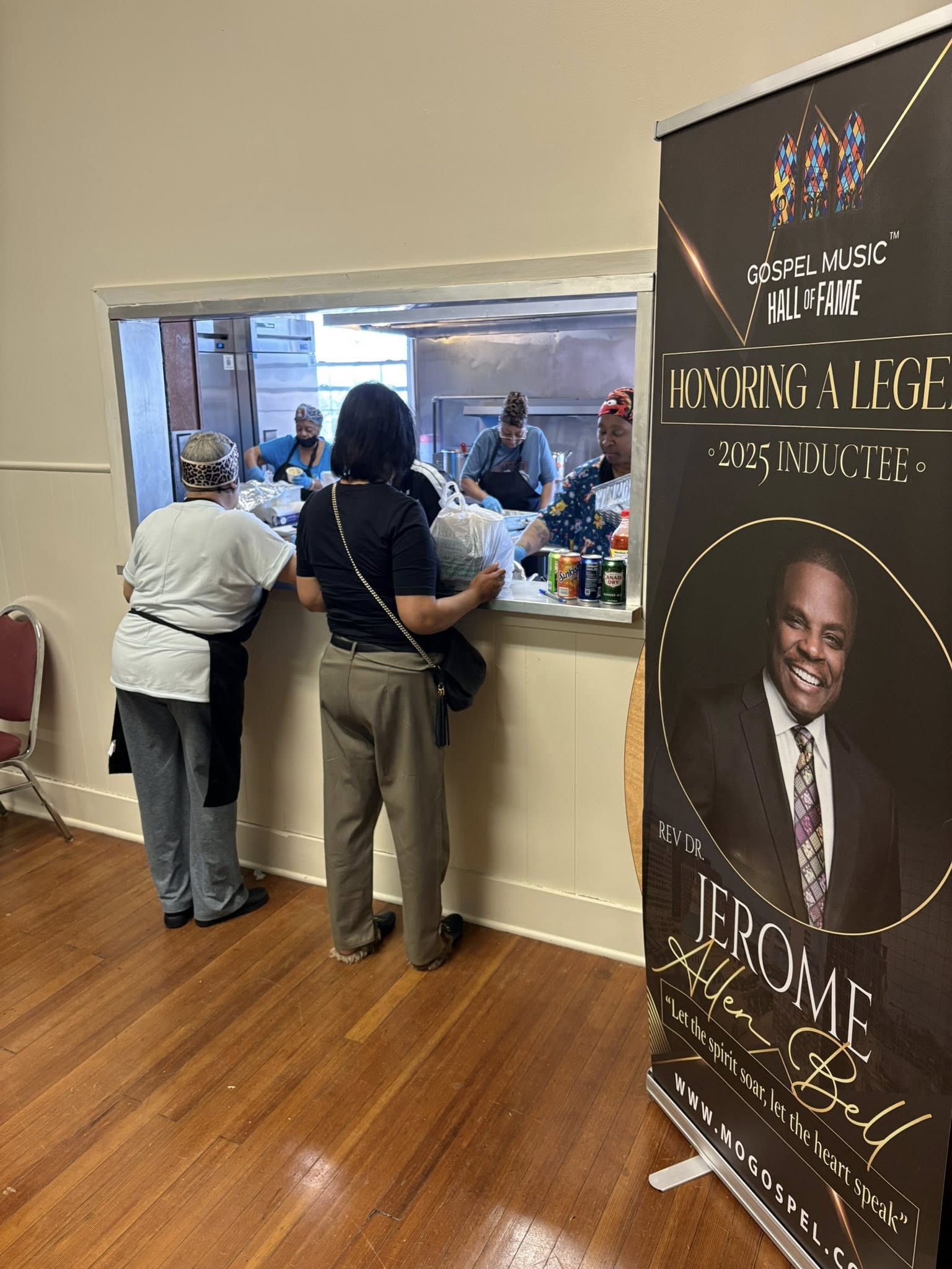 NOTARY LICENSED & BONDED