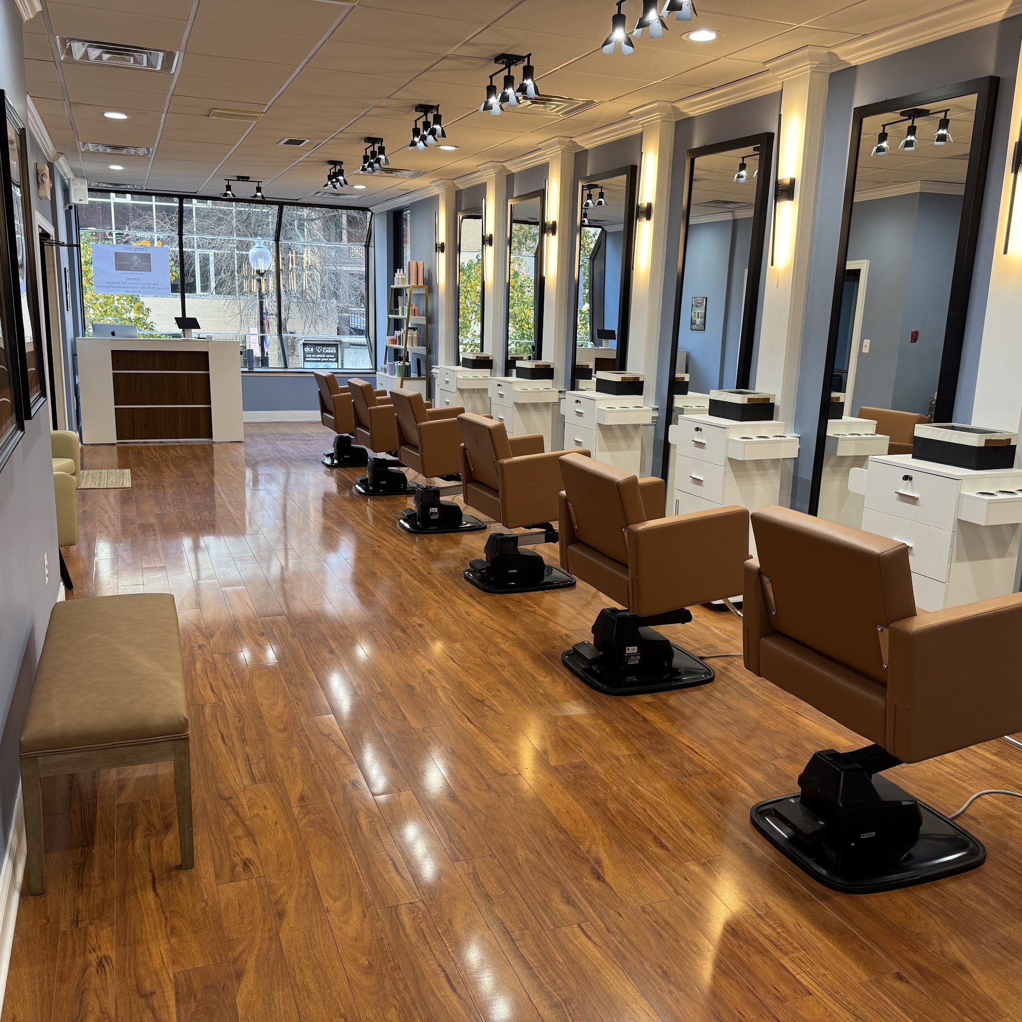 Salon Emmanuel - Inclusive Hair Salon 2024 P St NW 1st Floor, Washington DC 20036