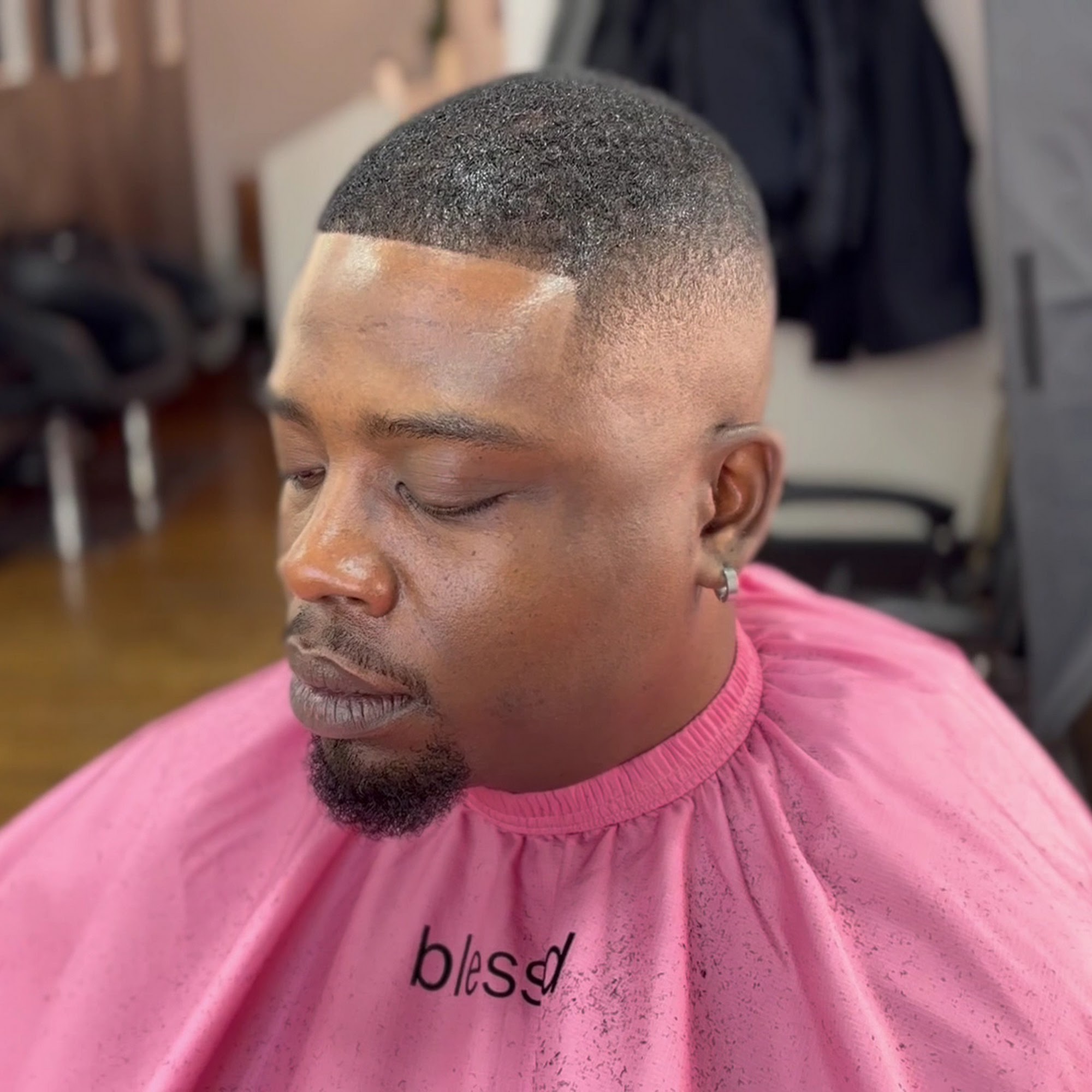 Goldenboy Cuts Classic Cuts, 1615 17th St NW 2nd Floor, Washington DC 20009