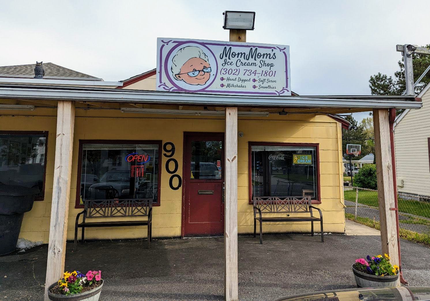 Mommom's Ice Cream Dover