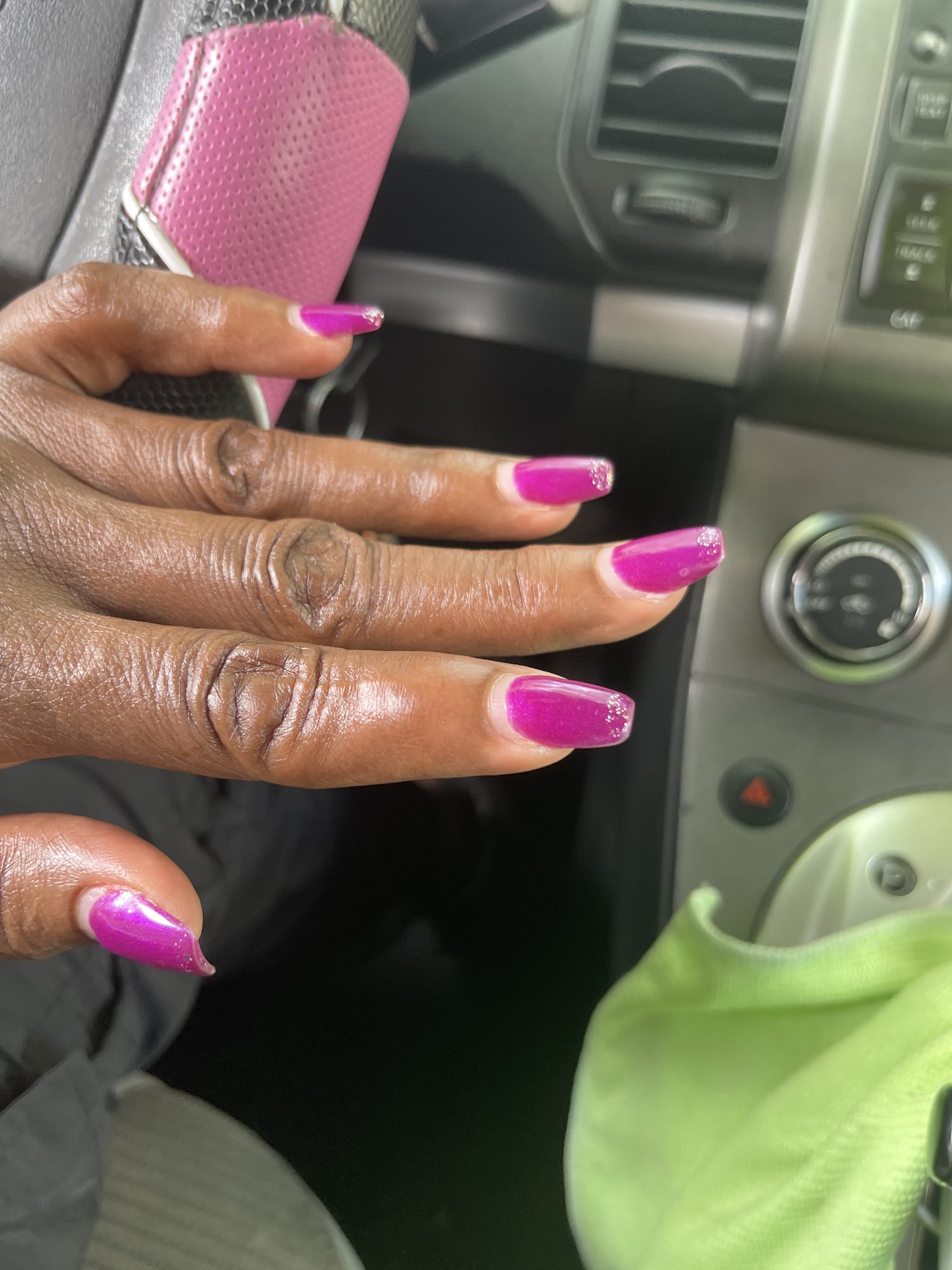 Lee nails Greentree Dr, Dover Delaware 19904