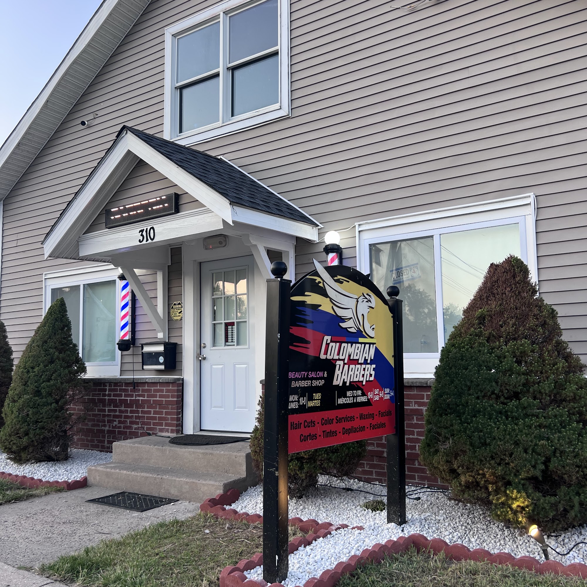 COLOMBIAN BARBERS 310 N Race St, Georgetown Delaware 19947