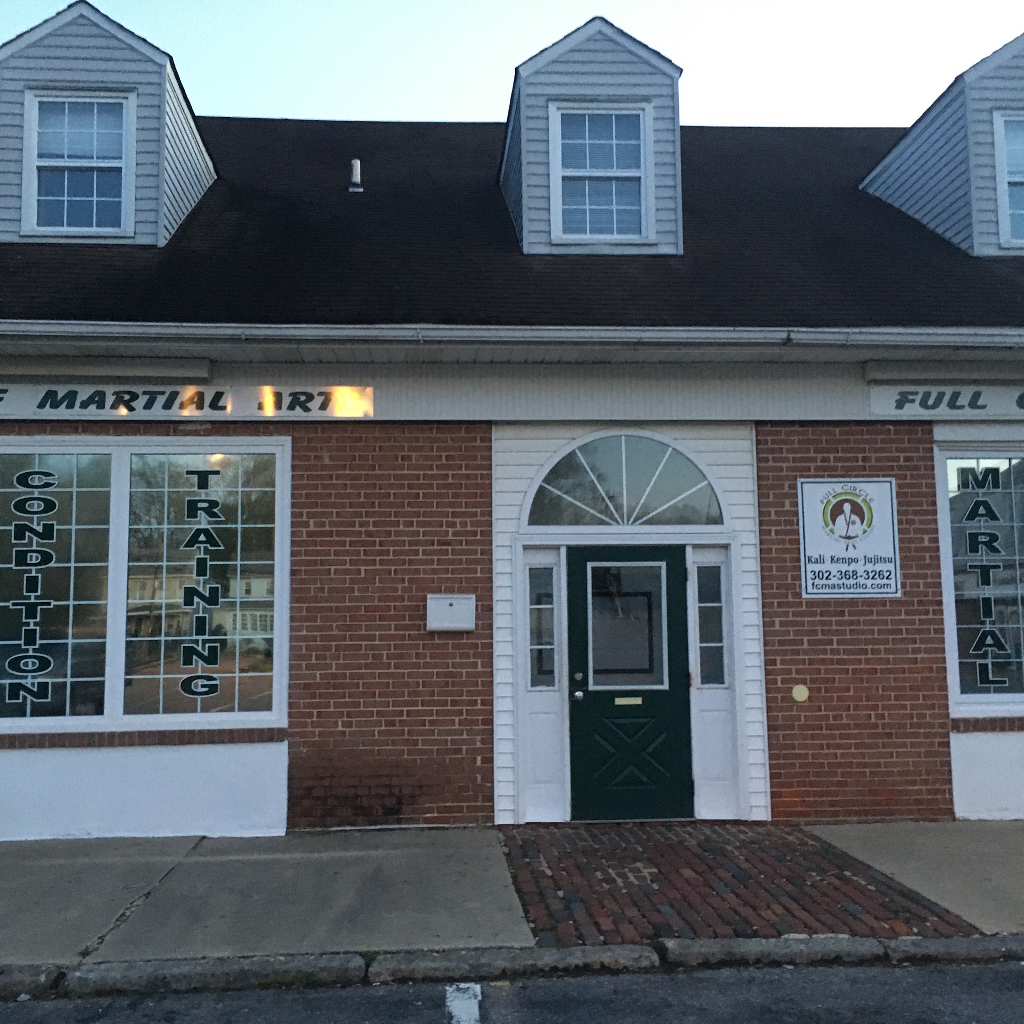 Full Circle Martial Arts Std