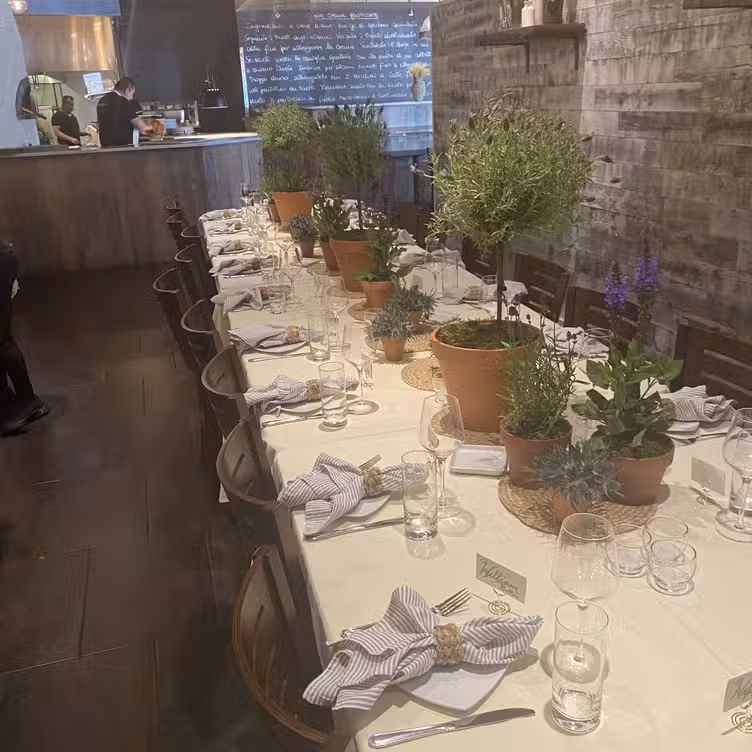 Photo credit: opentable