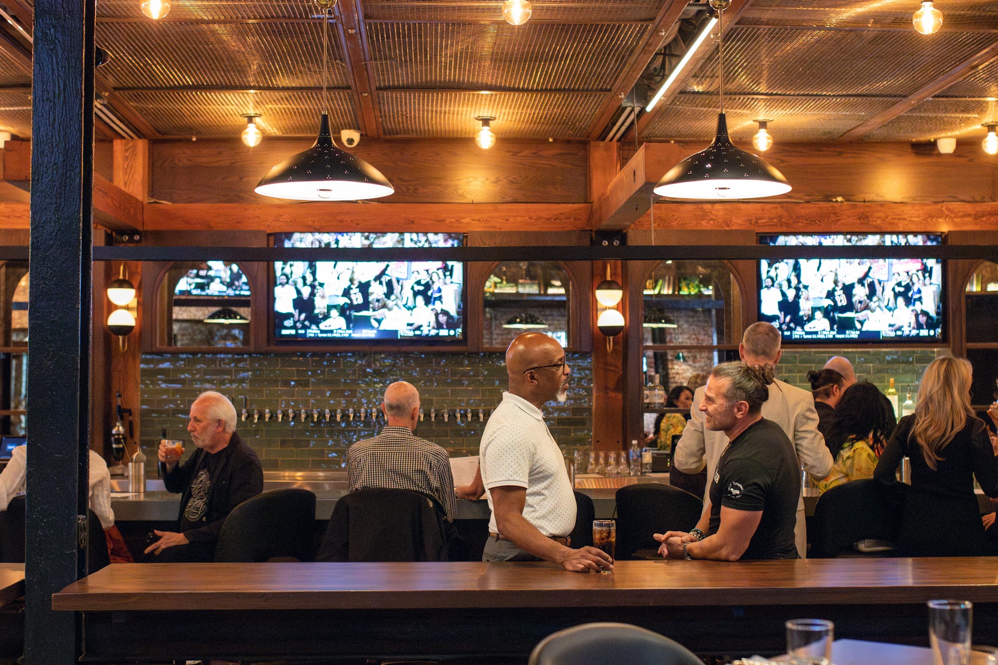 Roost Pub & Kitchen 829 N Market St, Wilmington, DE 19801