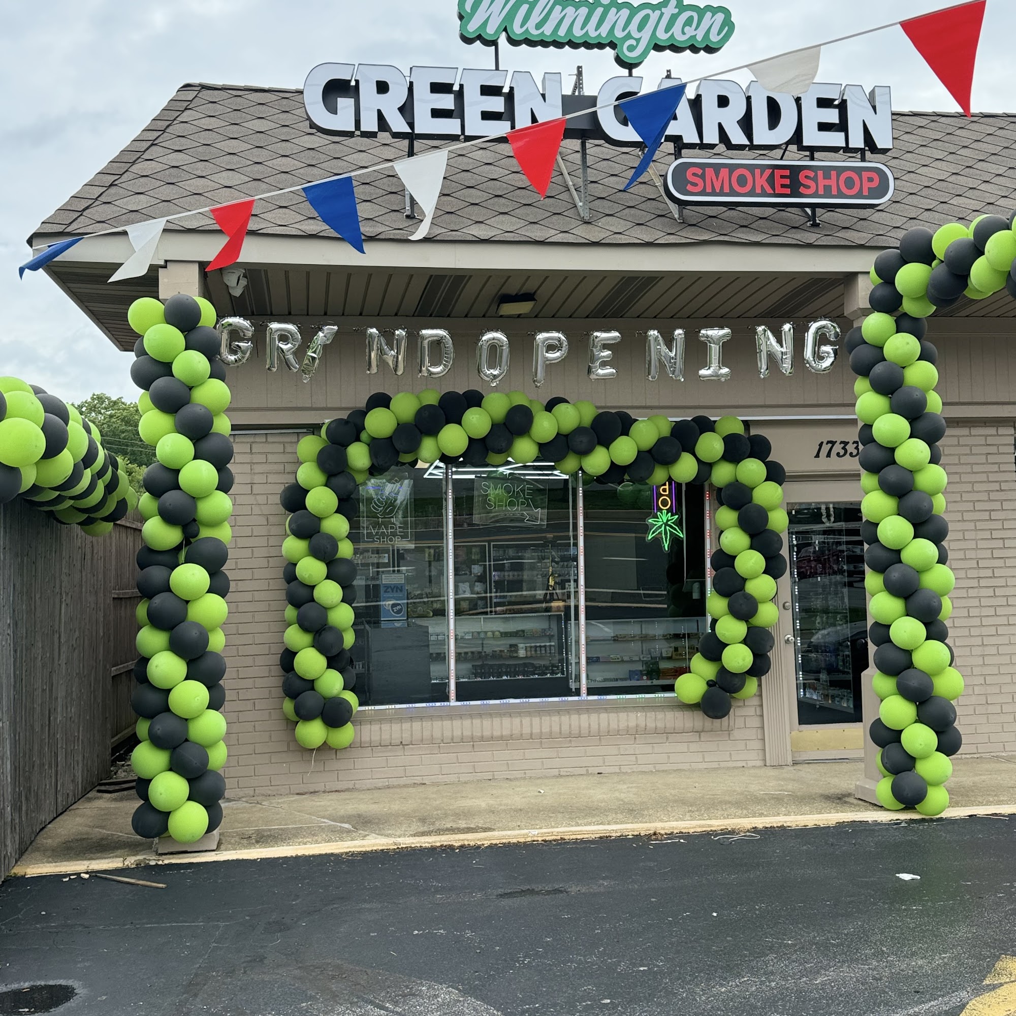 Wilmington Green Gardens smoke shop Wilmington