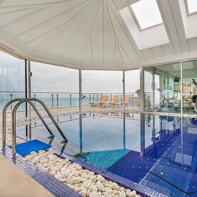 Cary Arms & Spa