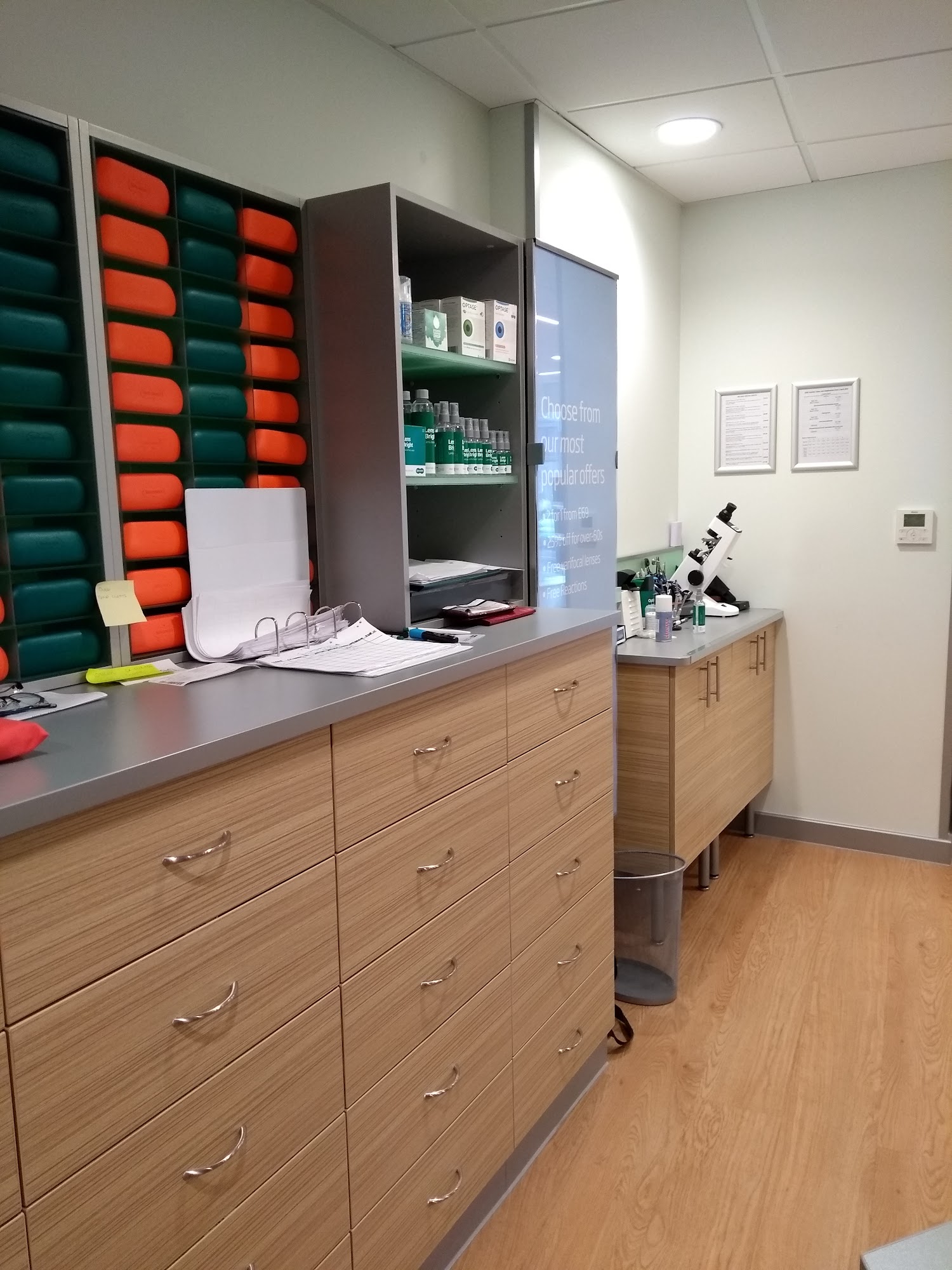 Specsavers Opticians and Audiologists - Blandford Forum