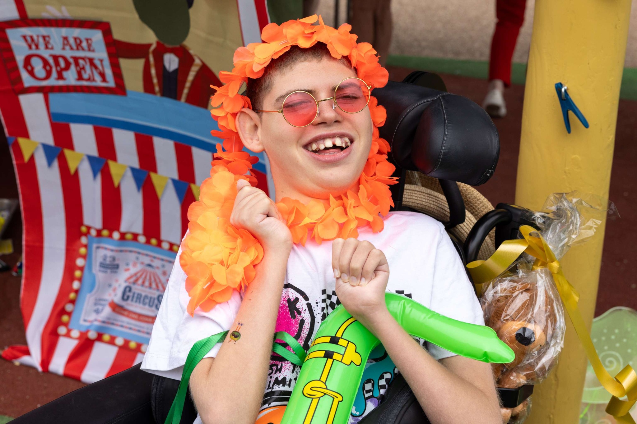 Naomi House & Jacksplace Winton charity shop