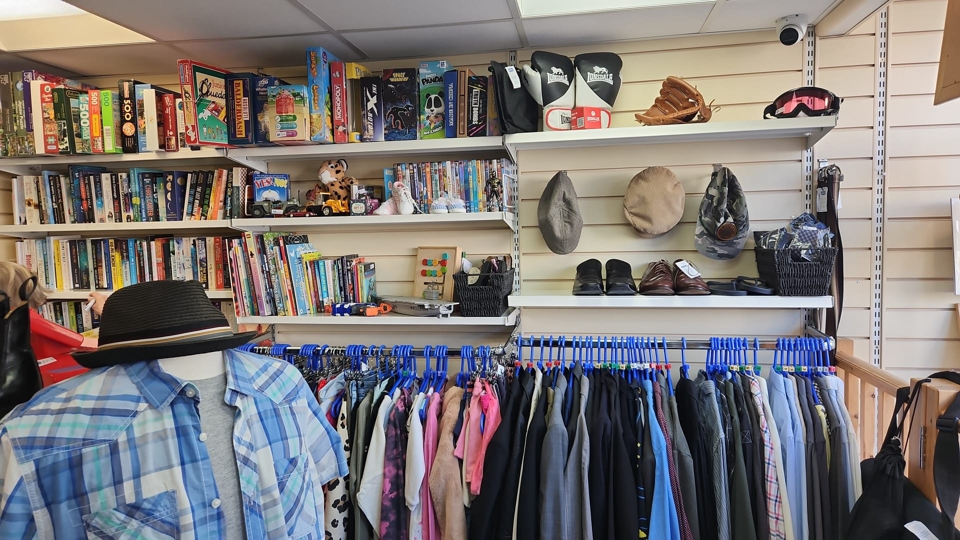 RSPCA BRIDPORT CHARITY SHOP